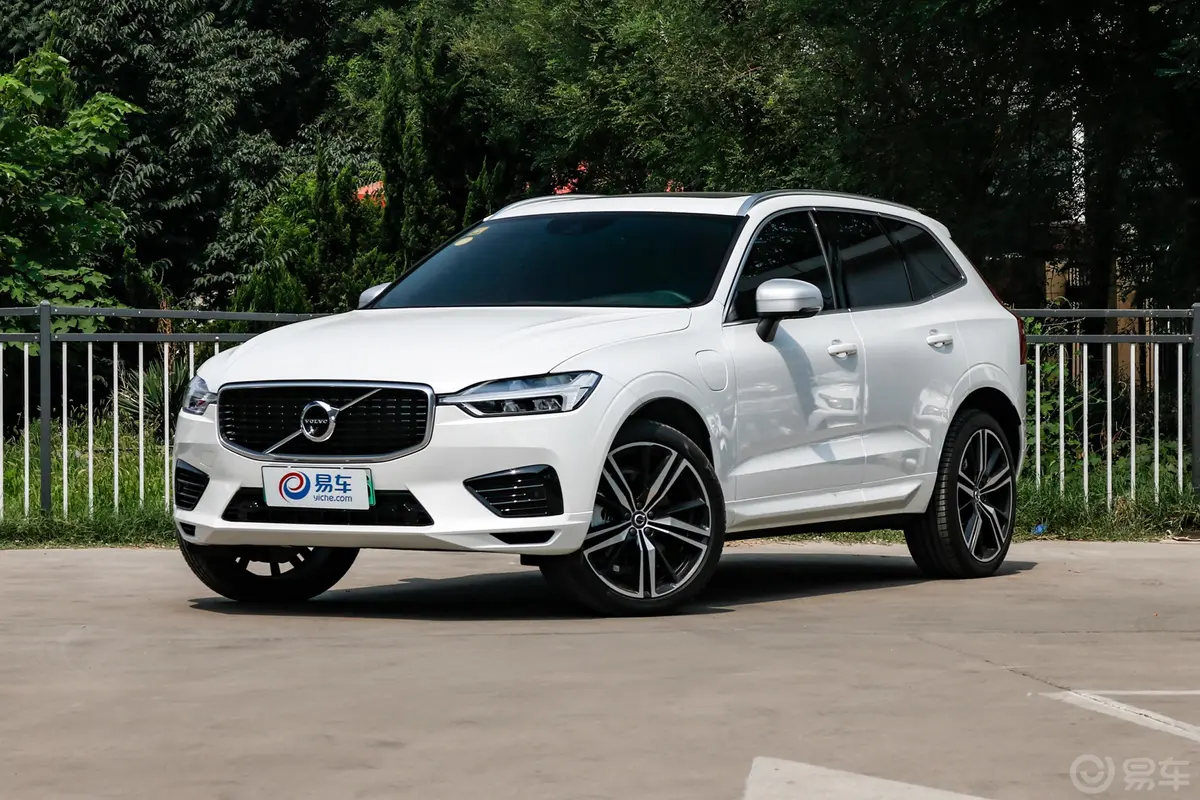 沃尔沃XC60 RECHARGET8 智雅运动版 国Ⅴ外观