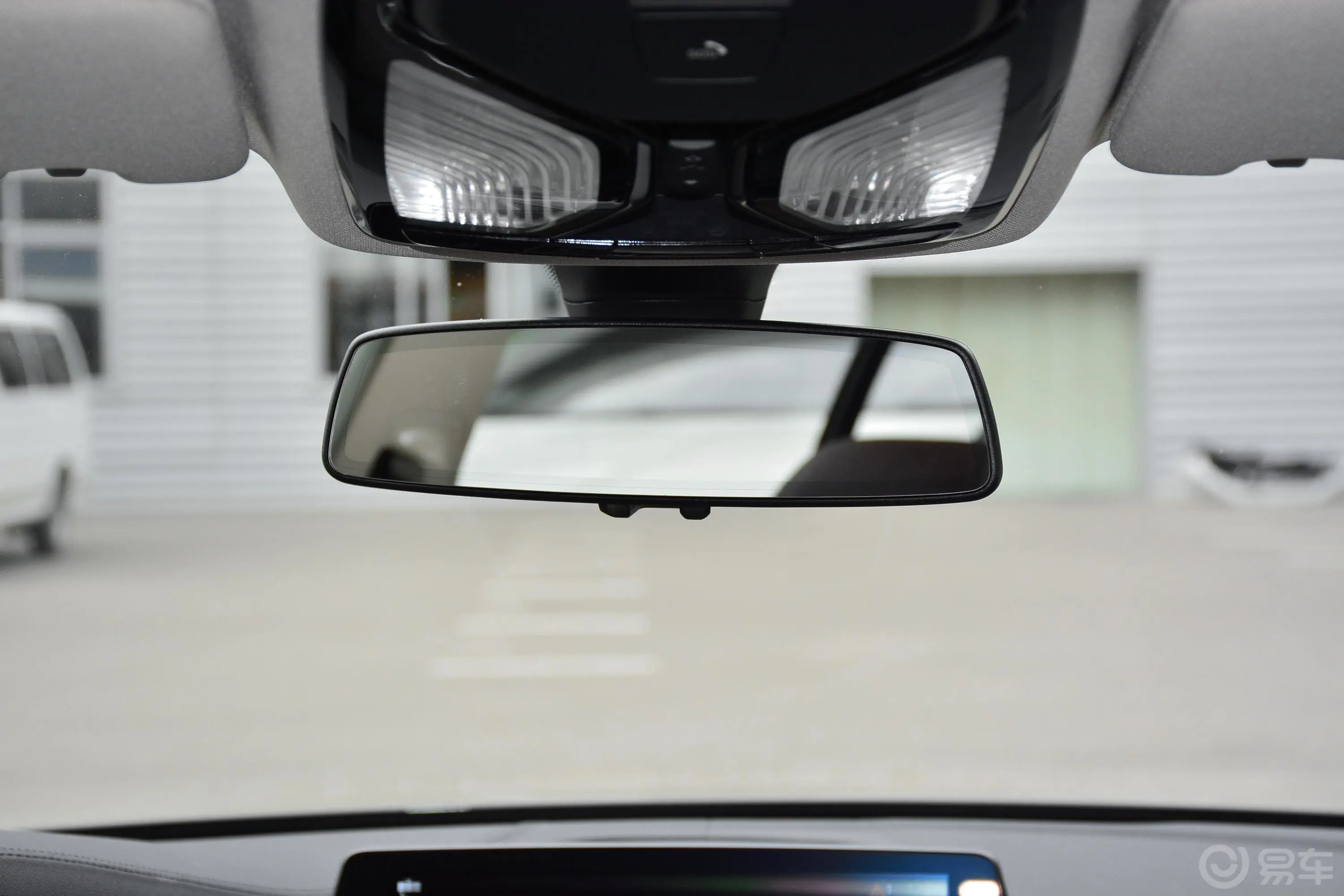 宝马5系改款 530Li xDrive 豪华套装内后视镜