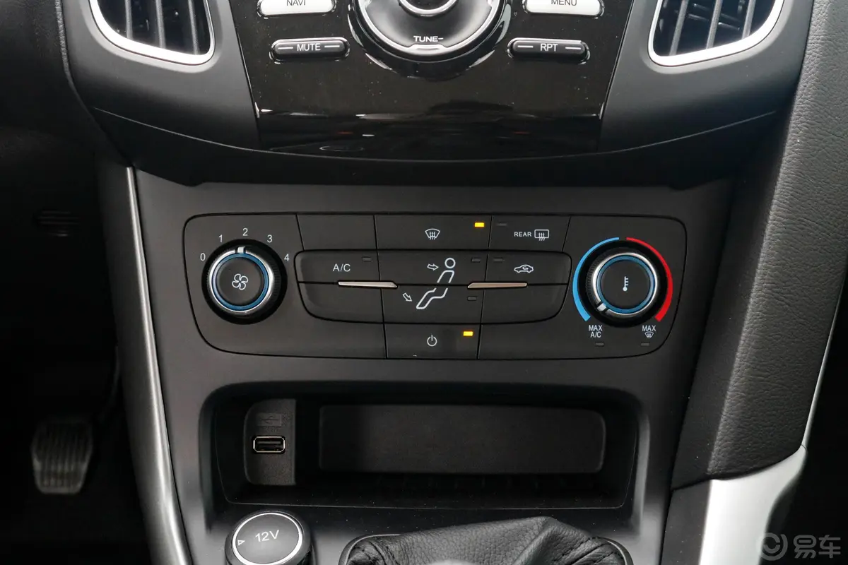 福克斯两厢经典 1.6L 手动 舒适型智行版空调