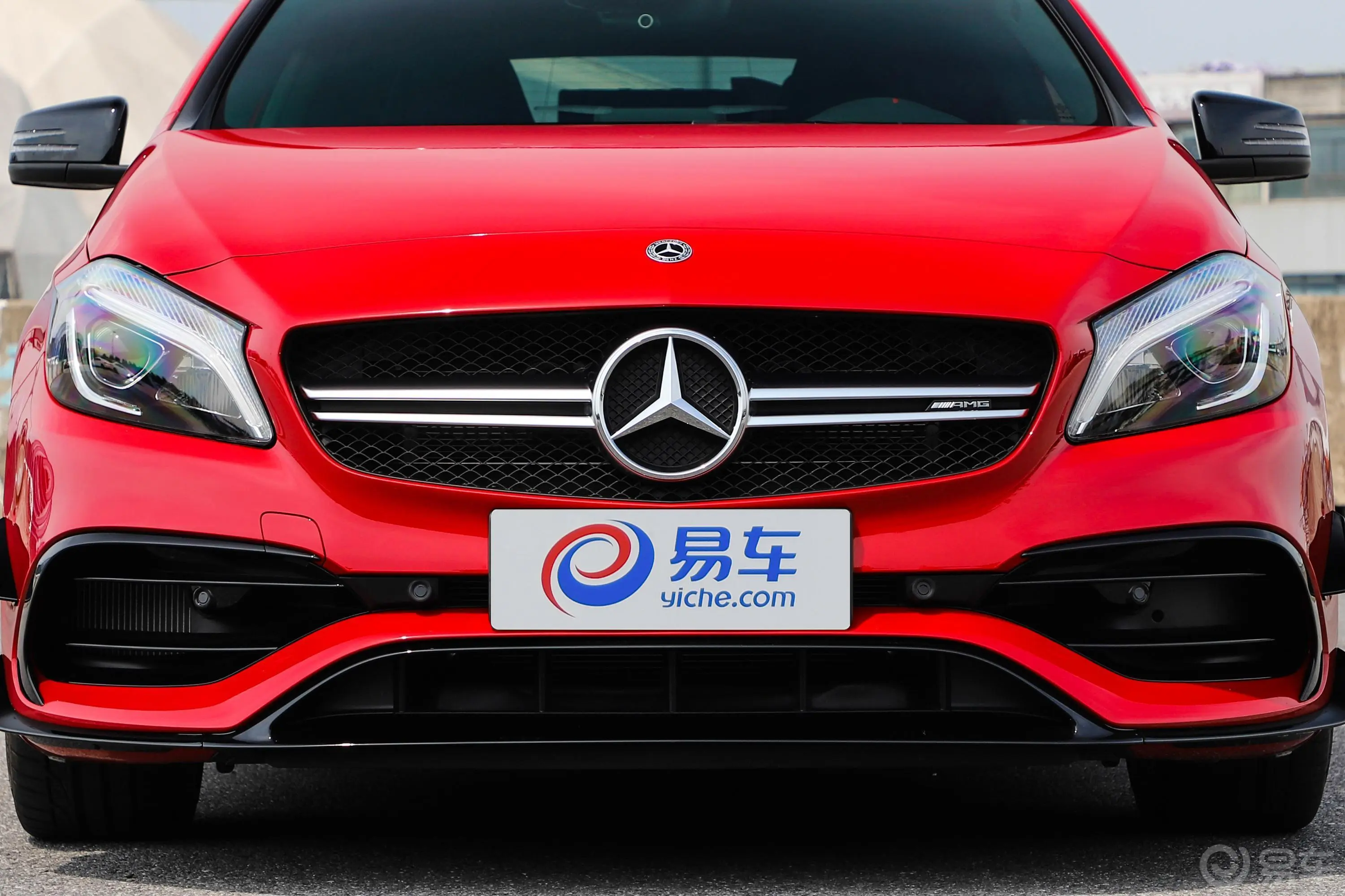 奔驰A级 AMG(进口)A 45 4MATIC外观