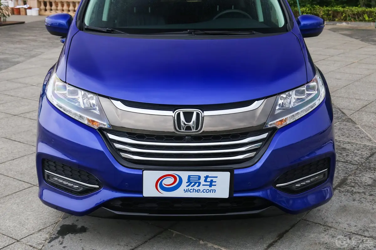 奥德赛2.4L CVT 至尊版外观