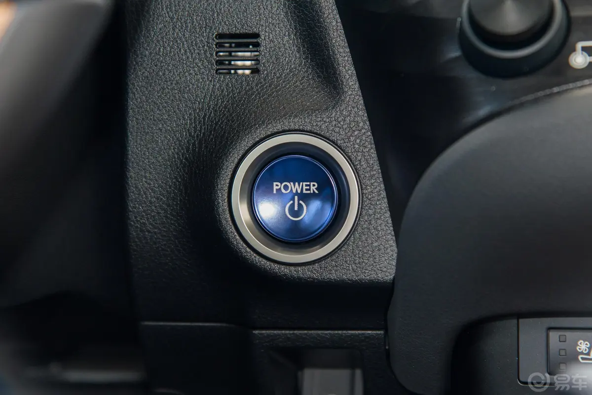 雷克萨斯ES300h 尊享版 国V钥匙孔或一键启动按键