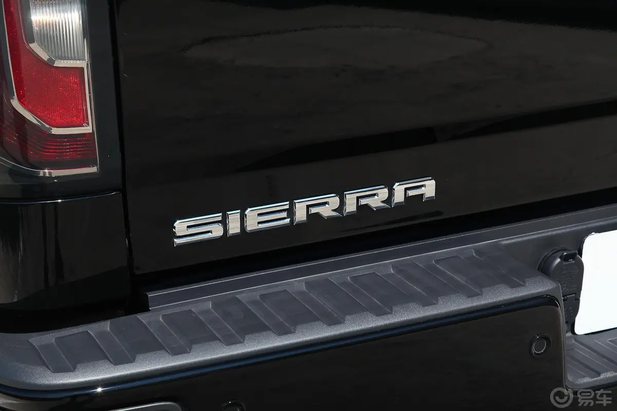 GMC Sierra6.2L 手自一体 SIERRA DENALI 至尊版外观