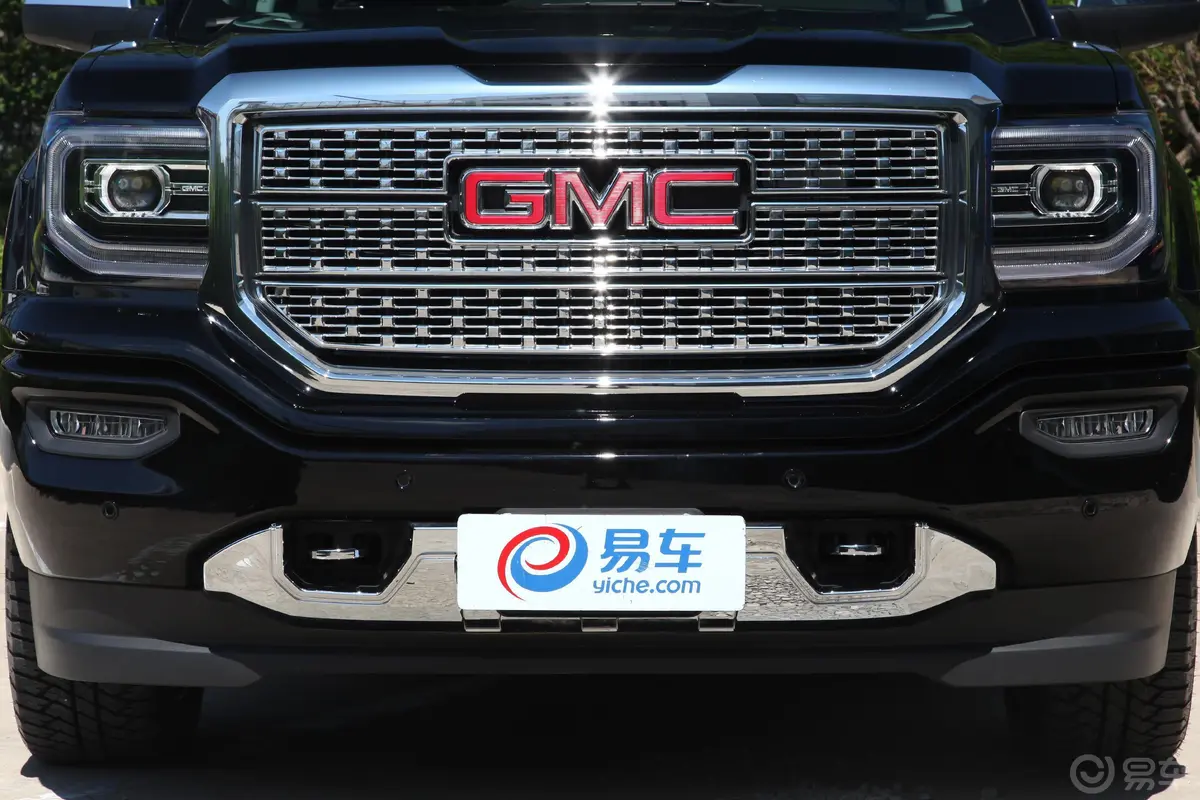 GMC Sierra6.2L 手自一体 SIERRA DENALI 至尊版外观