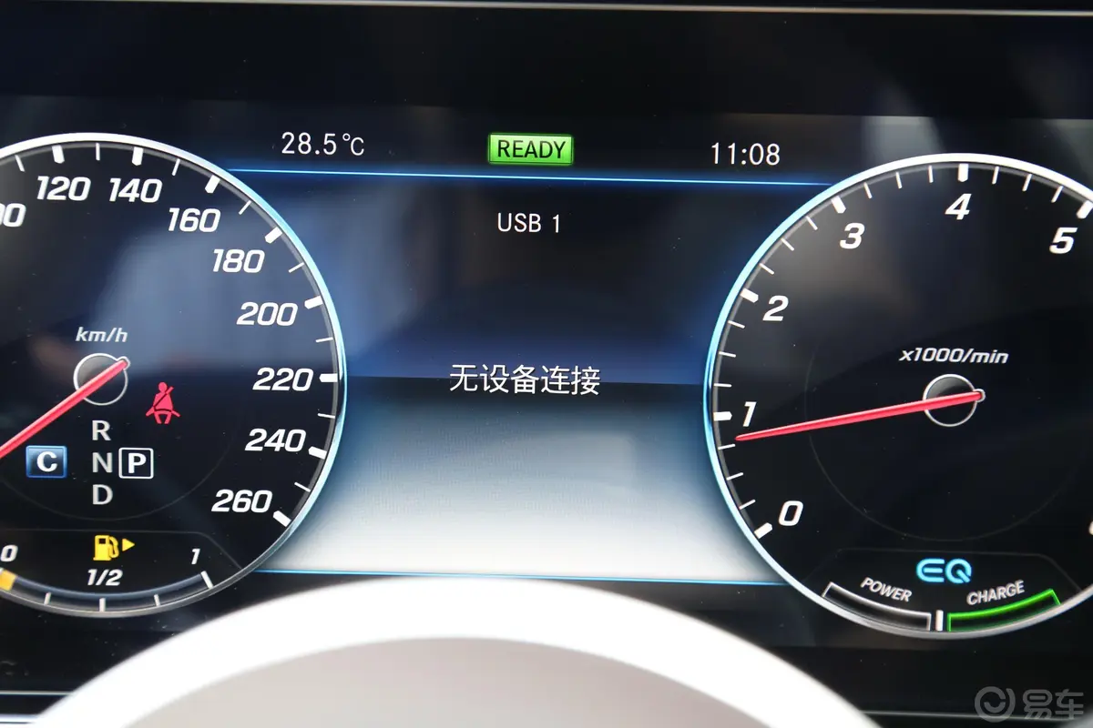 奔驰CLS级CLS 350 4MATIC 先型特别版内饰