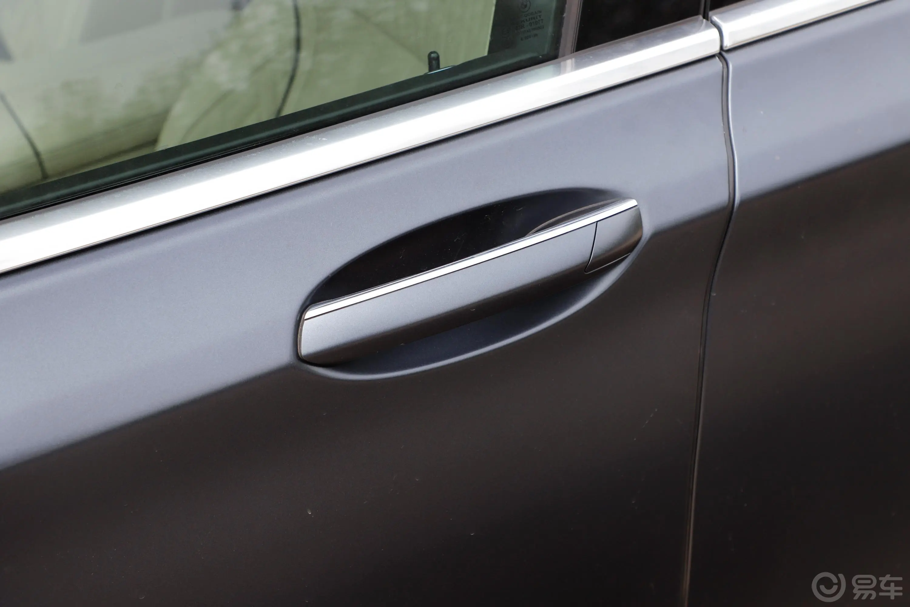 宝马7系750Li xDrive M运动套装驾驶员侧前门把手