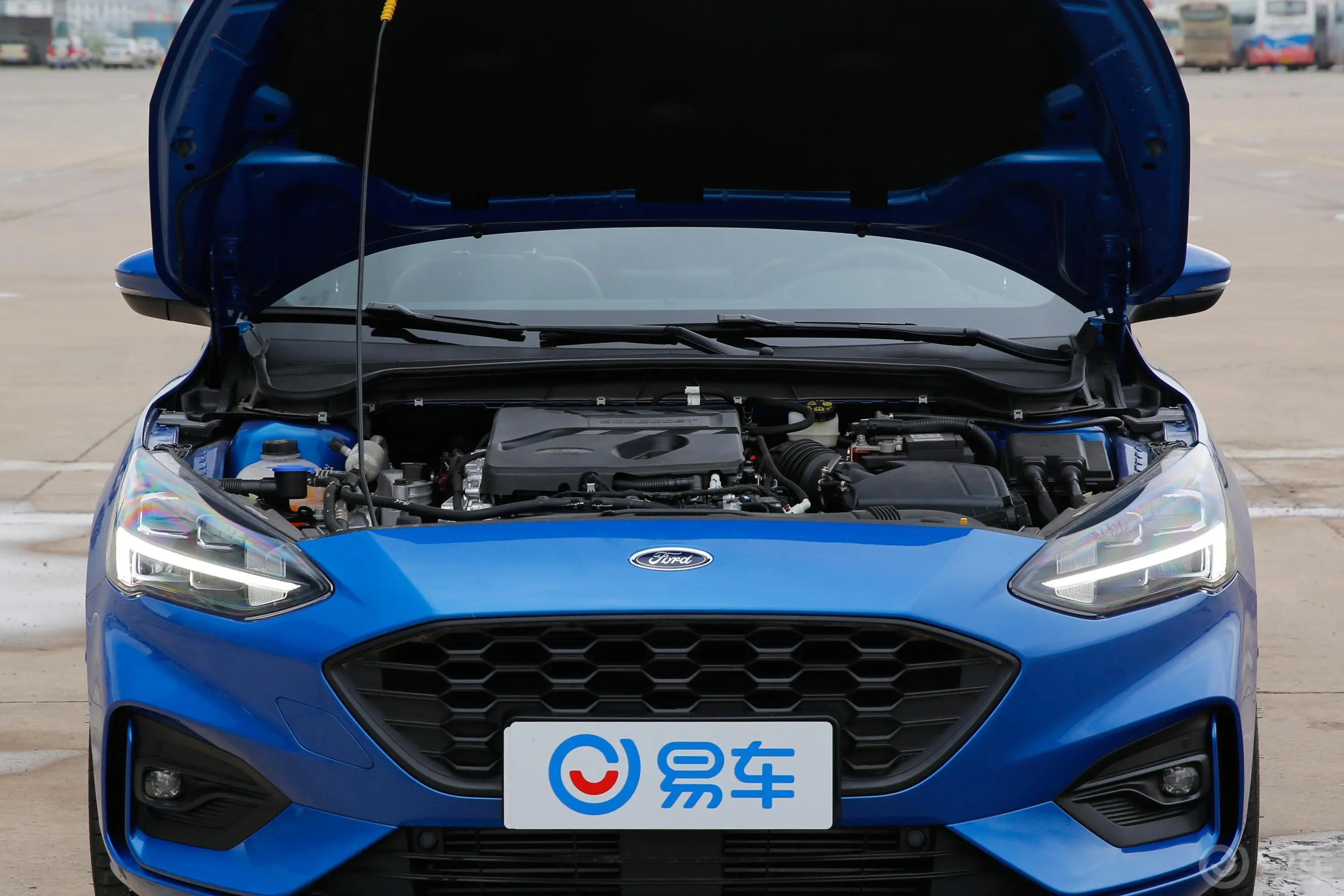 福克斯两厢 EcoBoost180 手自一体 ST Line 国V发动机舱整体