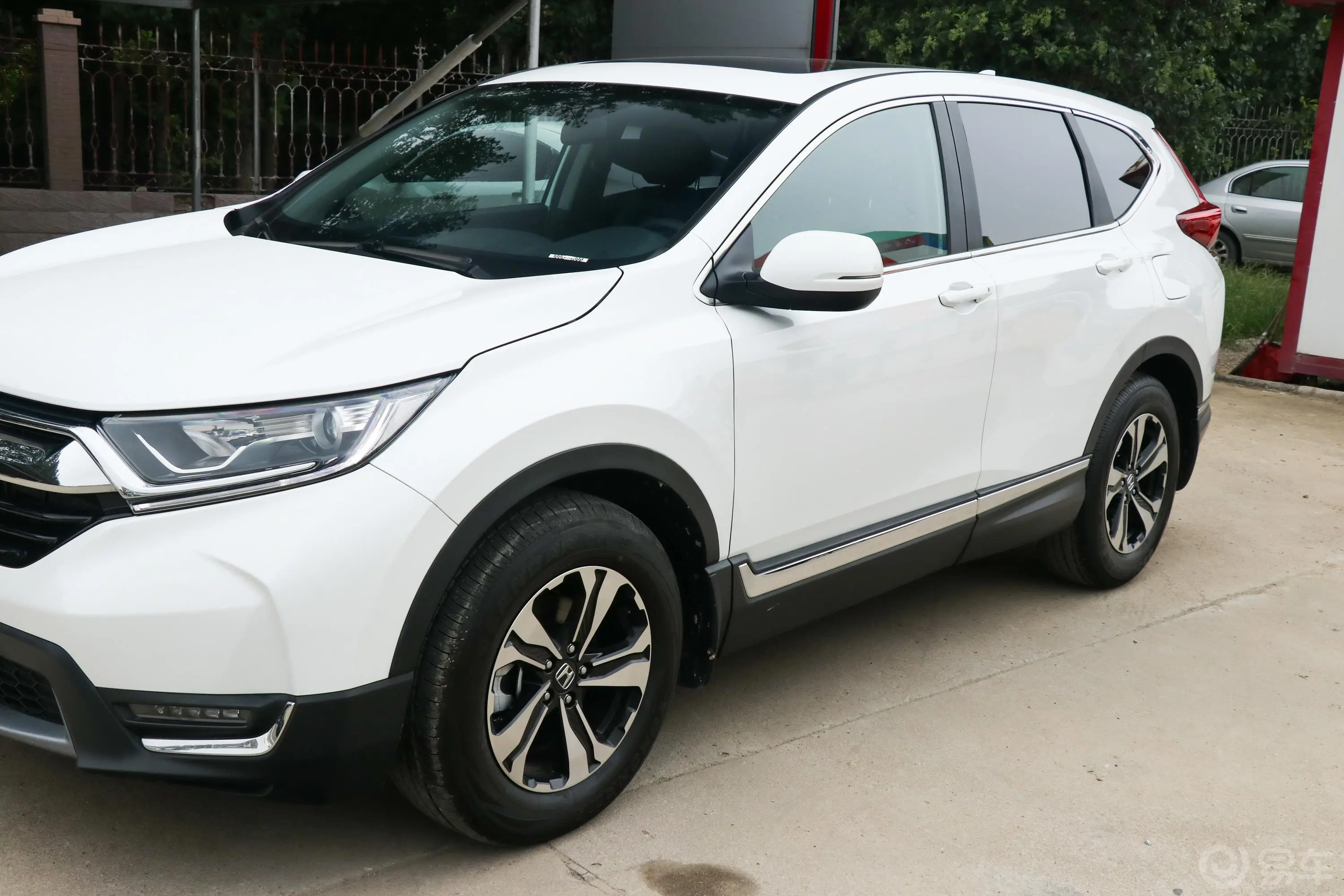 本田CR-V240TURBO CVT 两驱 风尚版外观