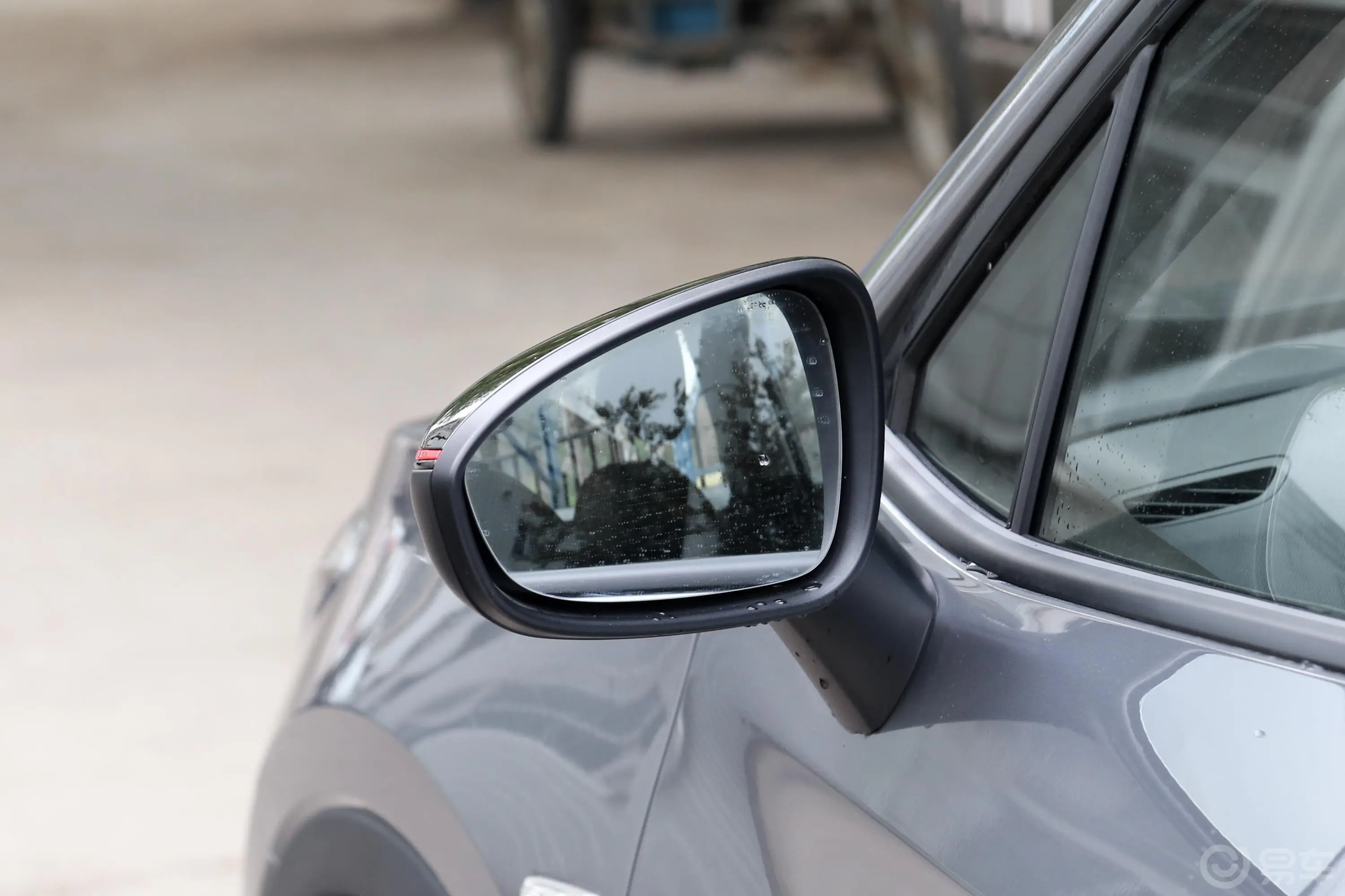 沃兰多Redline 530T 手自一体 纵享版 7座 国V后视镜镜面