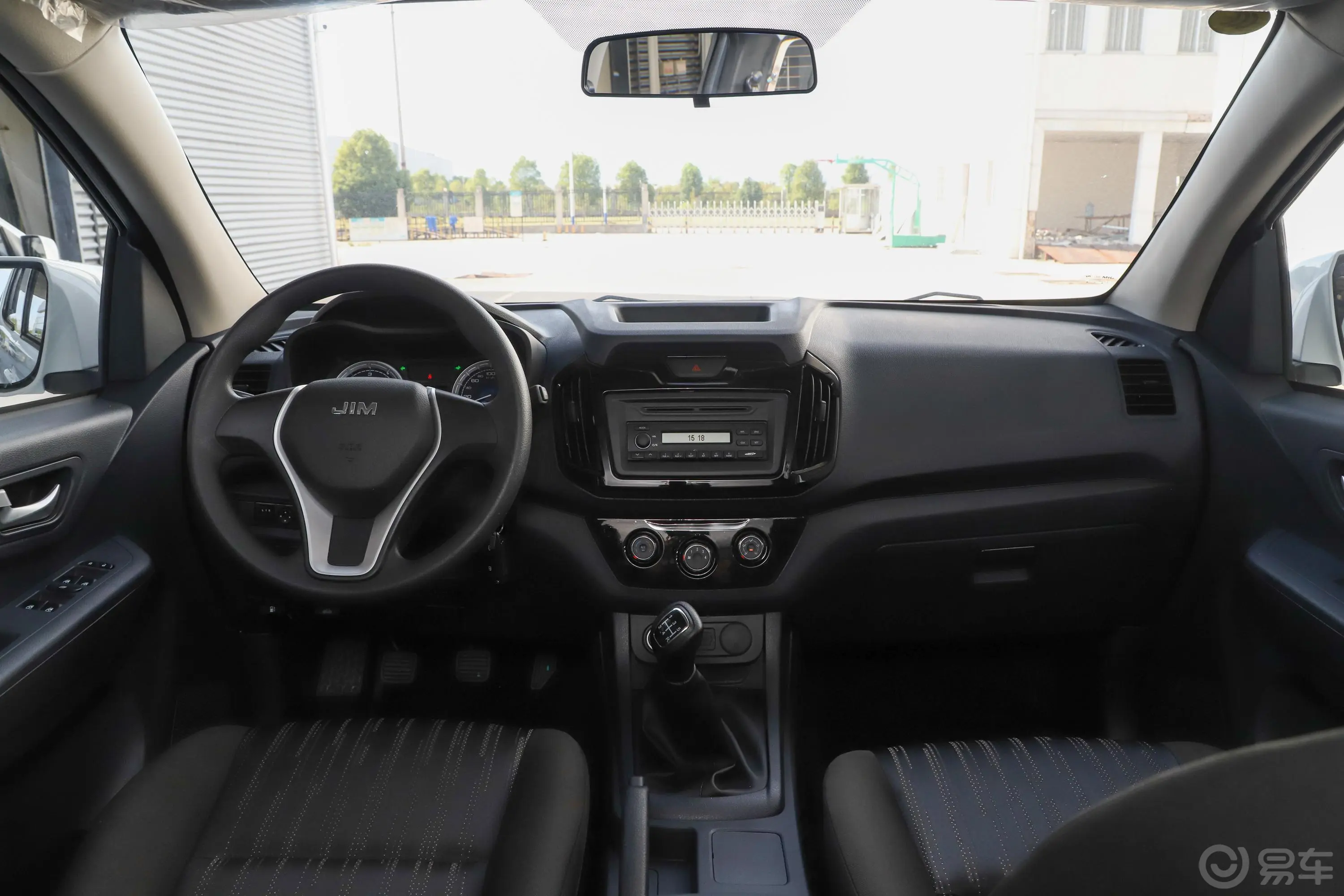 瑞迈2.8T 手动 四驱 加长豪华版 柴油副驾驶员车门