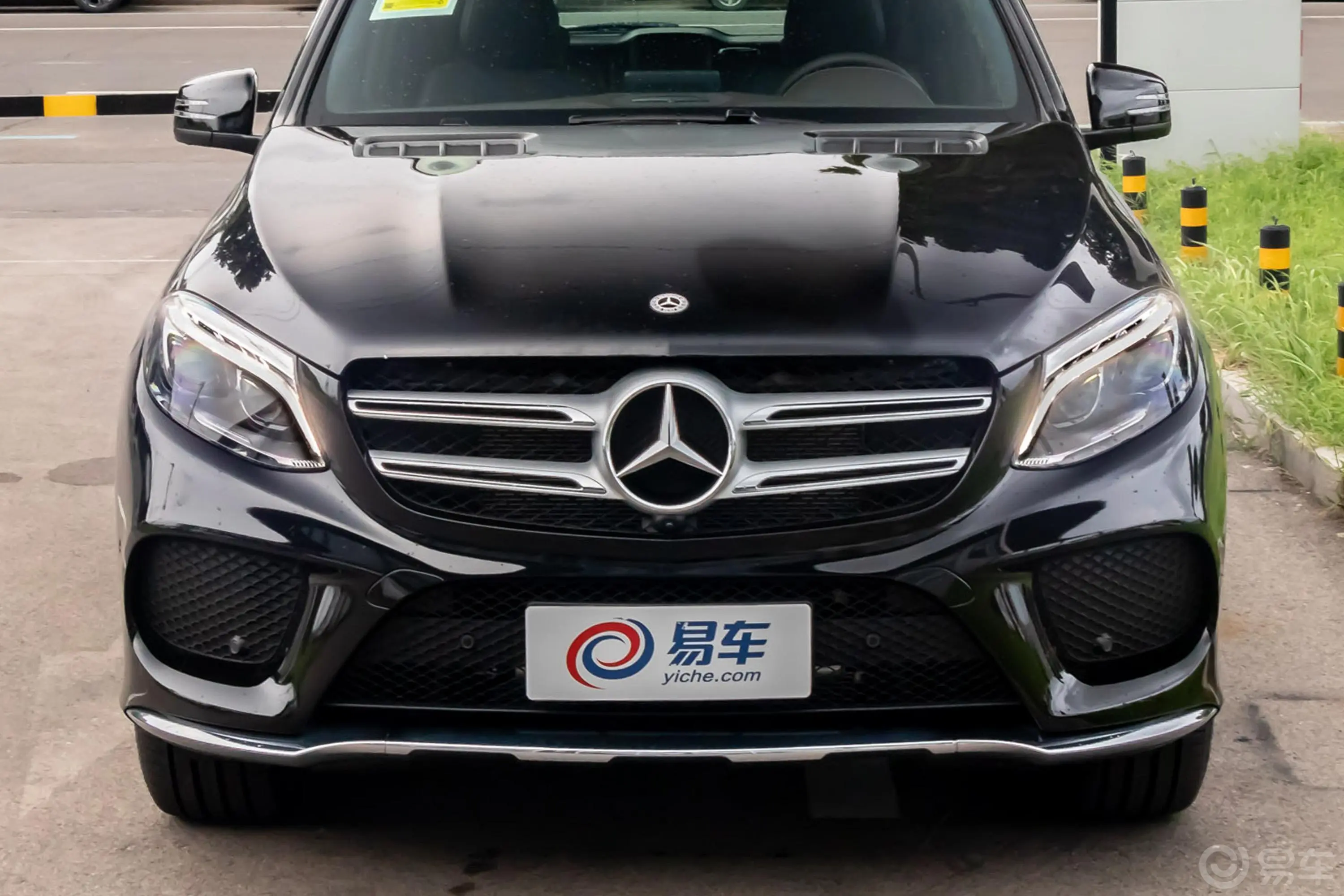 奔驰GLEGLE 320 4MATIC 豪华型臻藏版外观