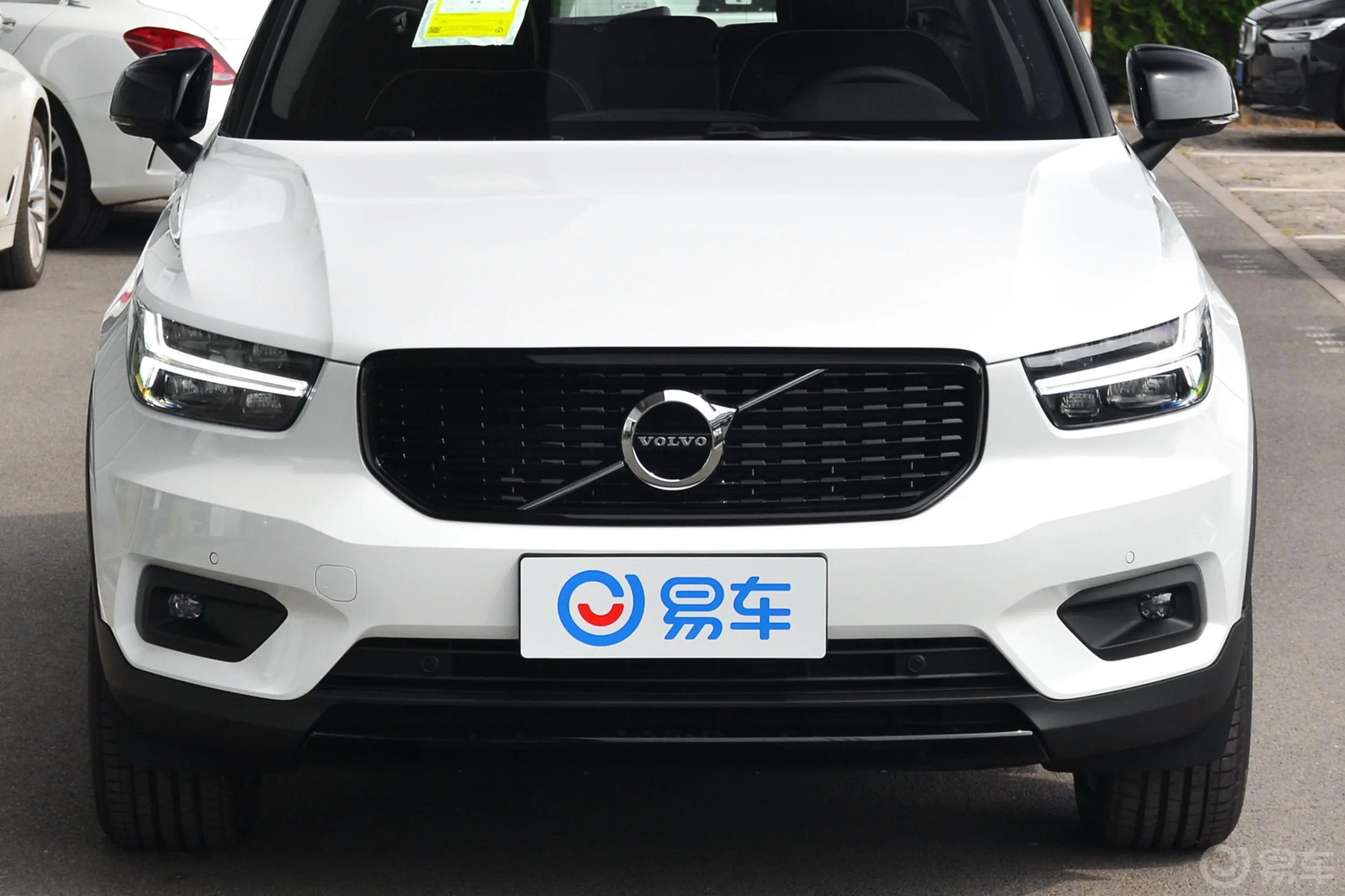 沃尔沃XC40(进口)T5 四驱运动 日暮水晶白外观