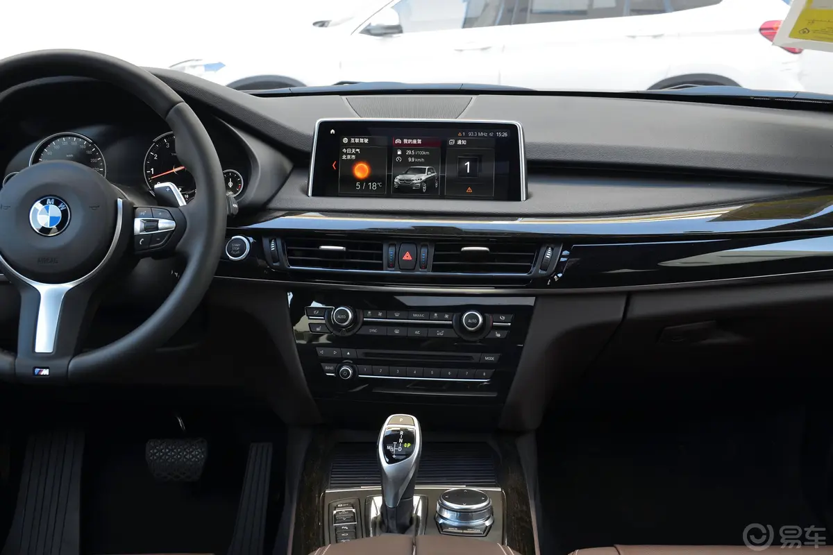 宝马X5(进口)xDrive35i M运动豪华版中控台整体
