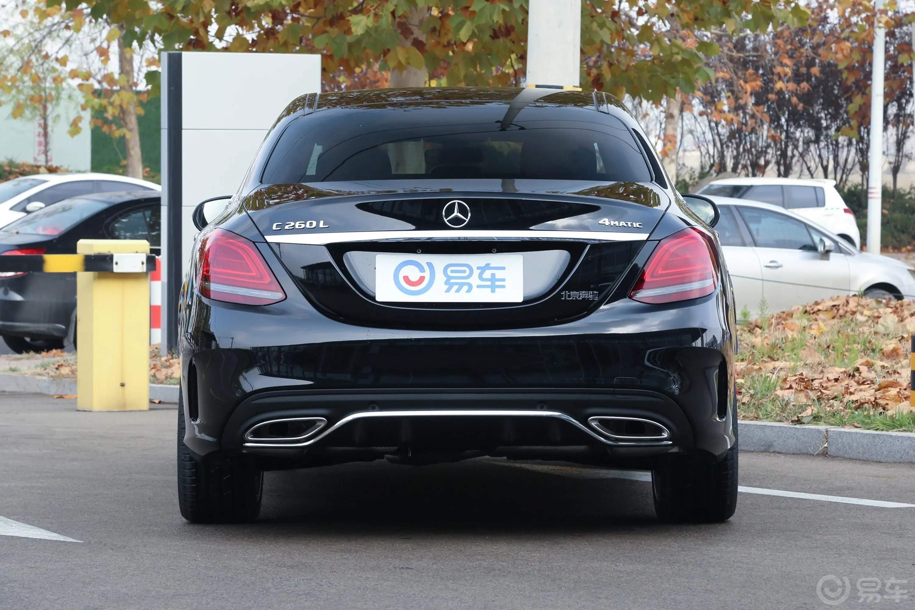 奔驰C级C 260 L 4MATIC 运动轿车外观