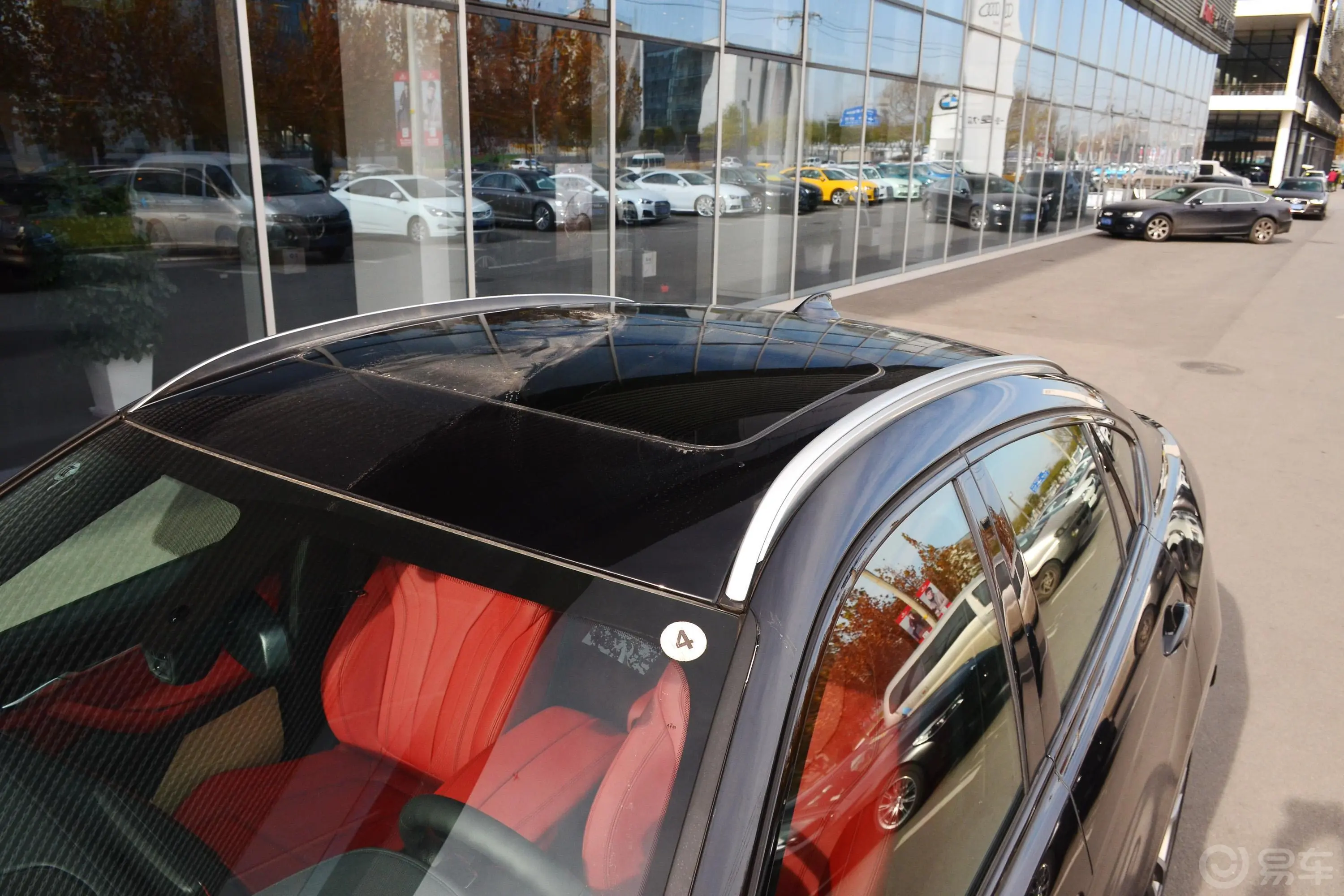 宝马X6xDrive35i M运动豪华版天窗