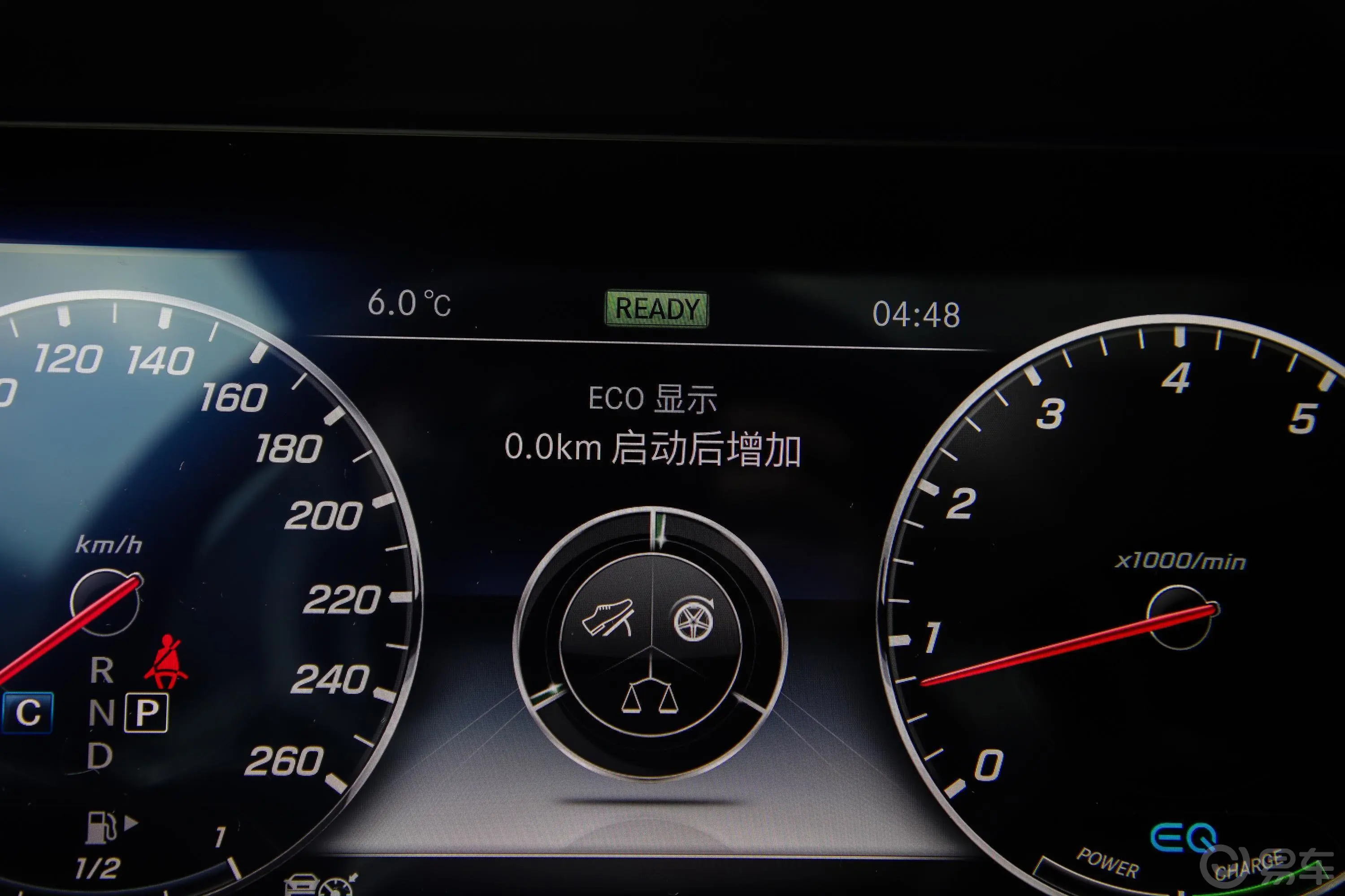 奔驰E级(进口)E 350 4MATIC 轿跑车内饰