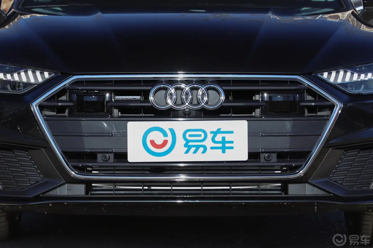 奥迪A755 TFSI quattro 动感版外观