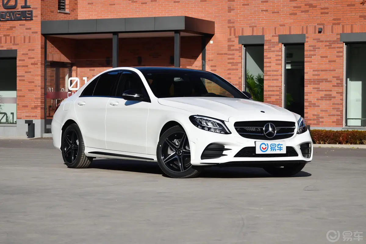 奔驰C级C 260 4MATIC 运动版驾驶员侧后门把手