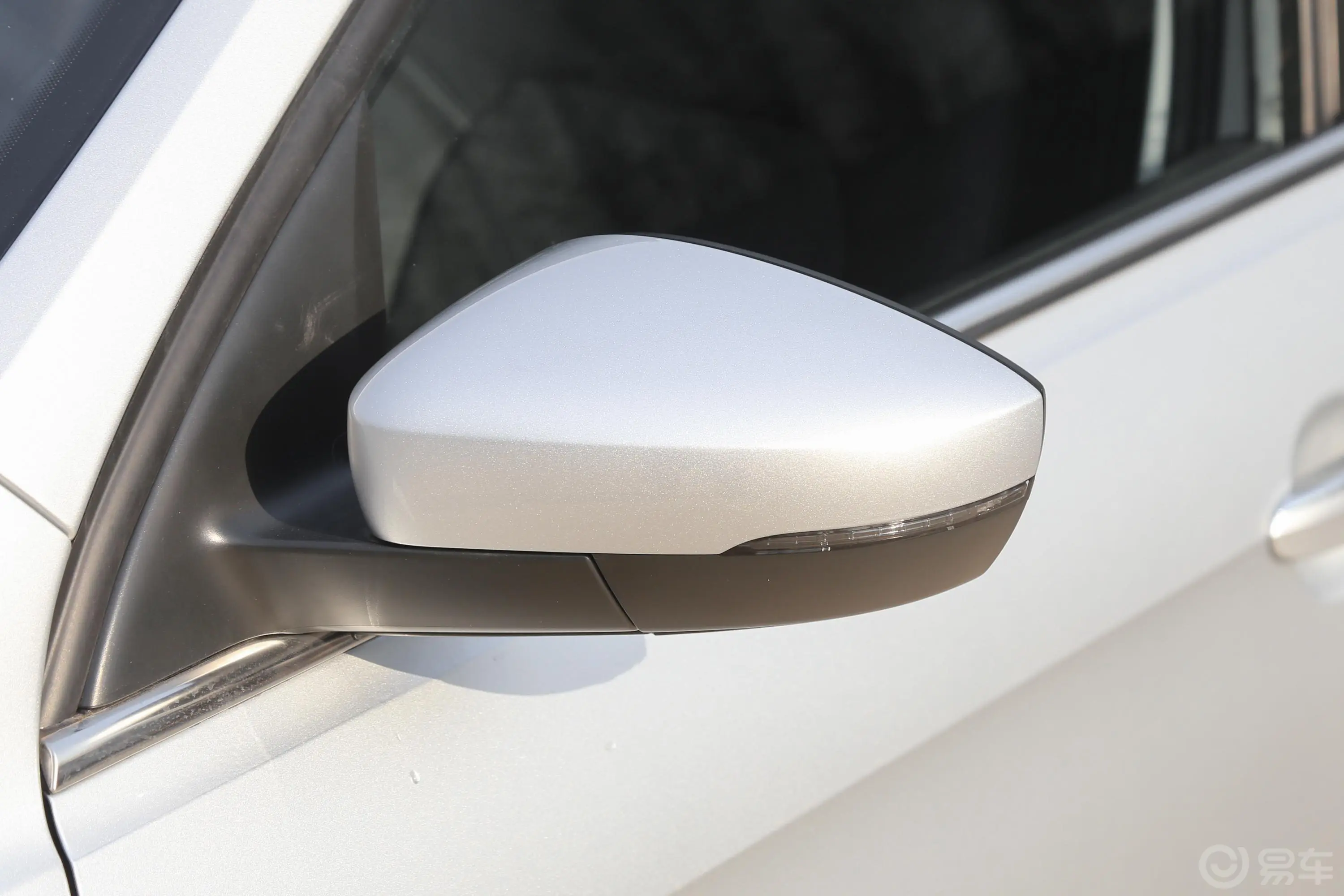 捷达梦想版 1.5L 自动 舒适版主驾驶后视镜背面