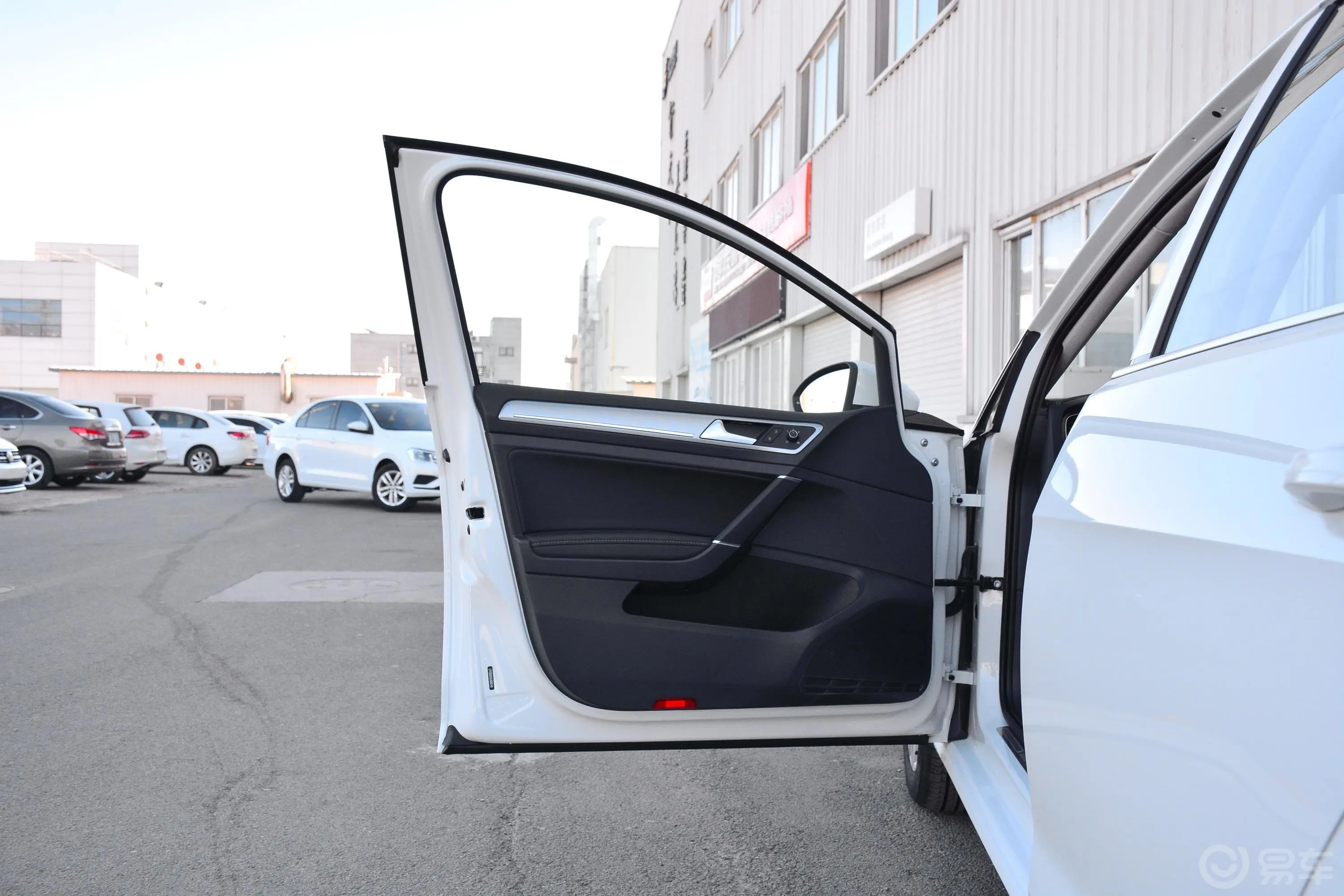 高尔夫280TSI 双离合 舒适型 国V内饰