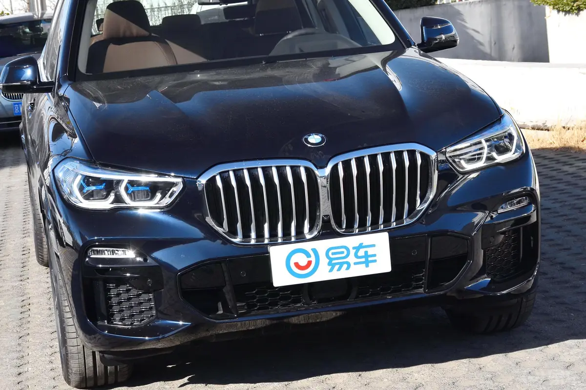 宝马X5(进口)xDrive40i 尊享版 M运动套装外观