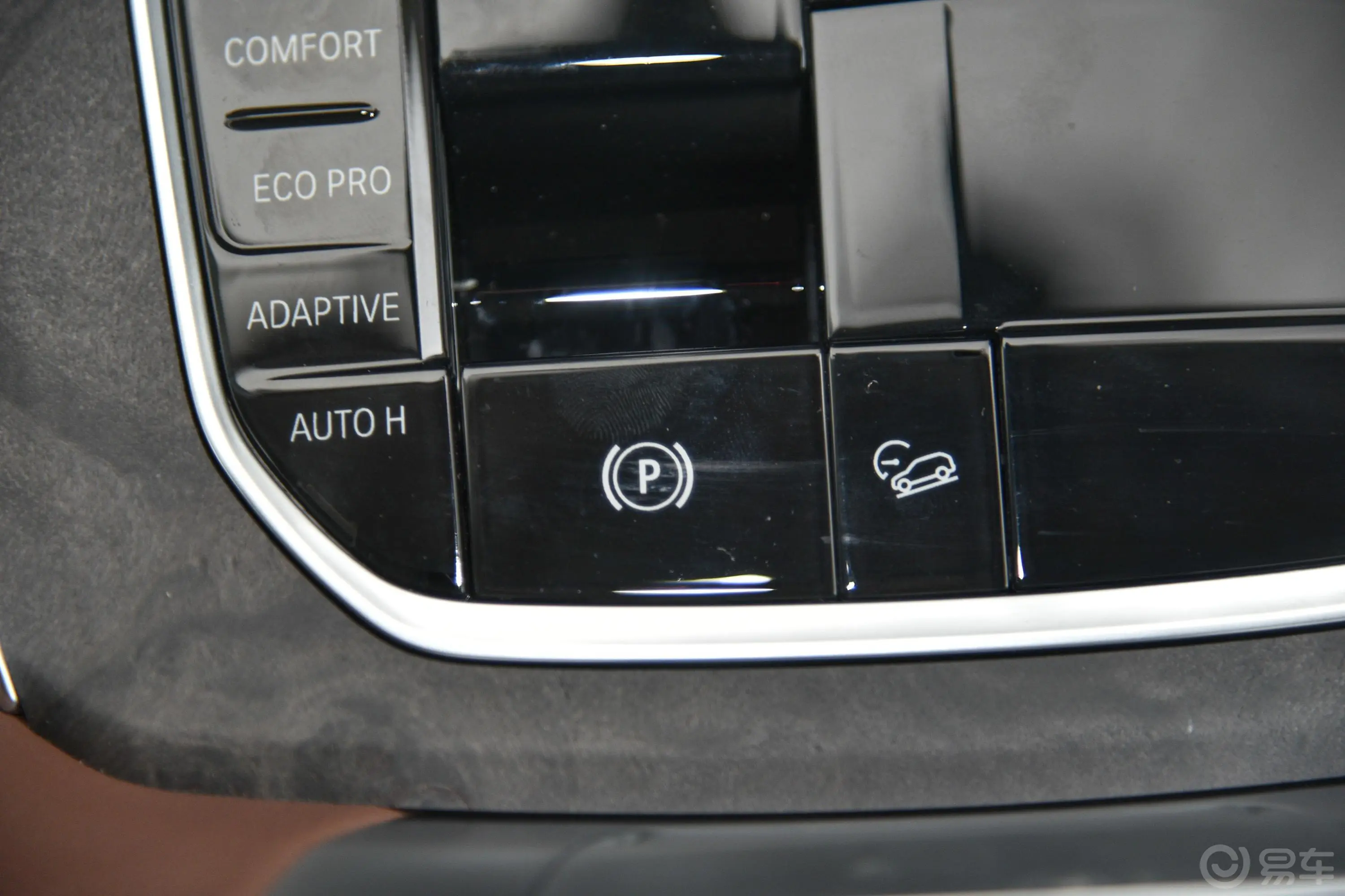 宝马X5(进口)xDrive40i M运动套装驻车制动