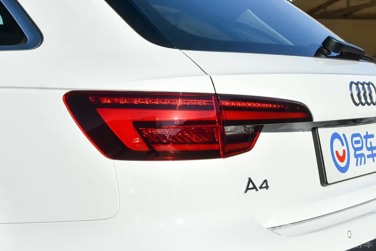 奥迪A4(进口)45TFSI allroad quattro 运动版外观