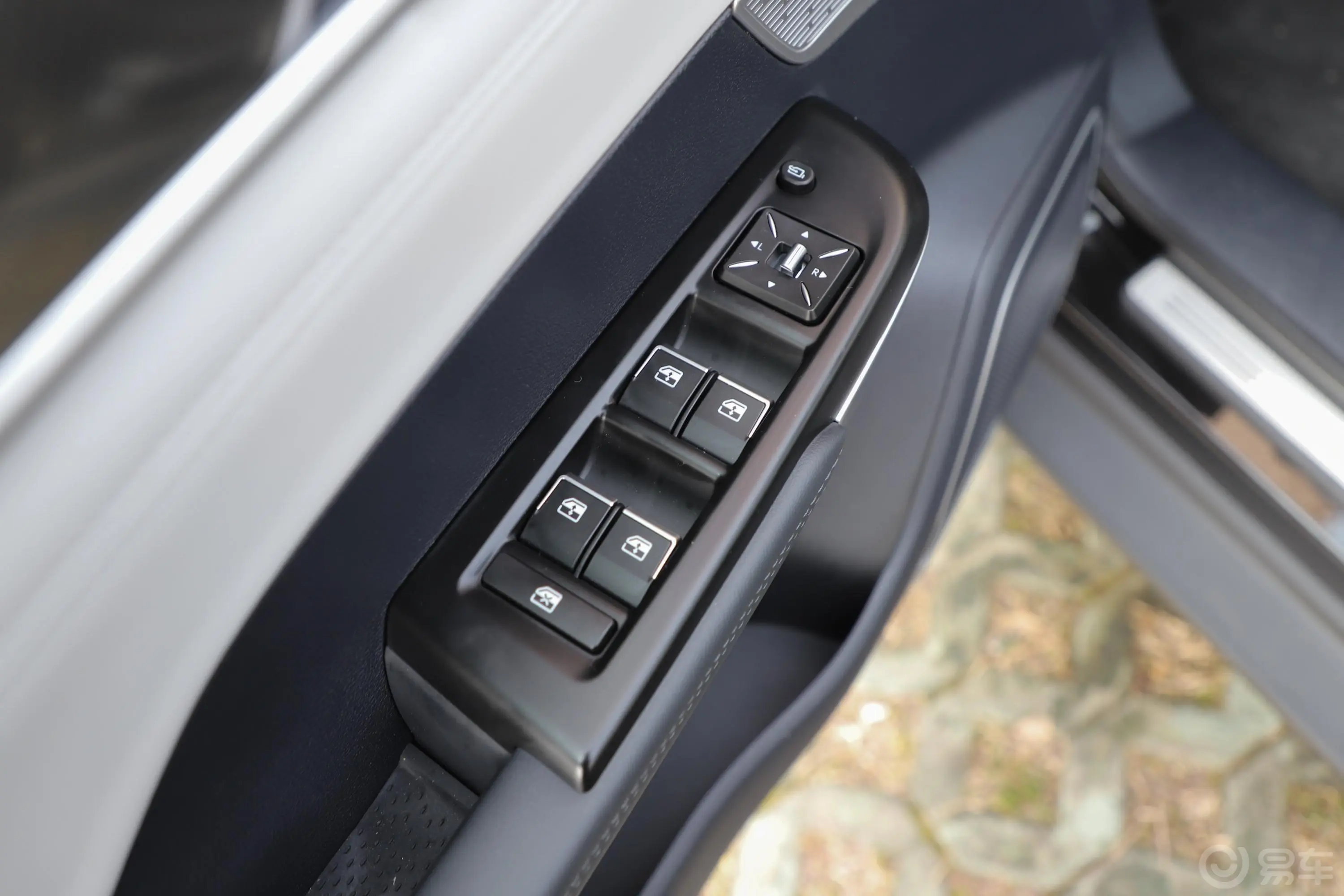 威马EX5EX5 400 Extra创新版车窗调节整体
