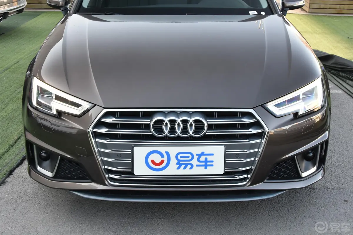 奥迪A4L40 TFSI 运动版 国V外观