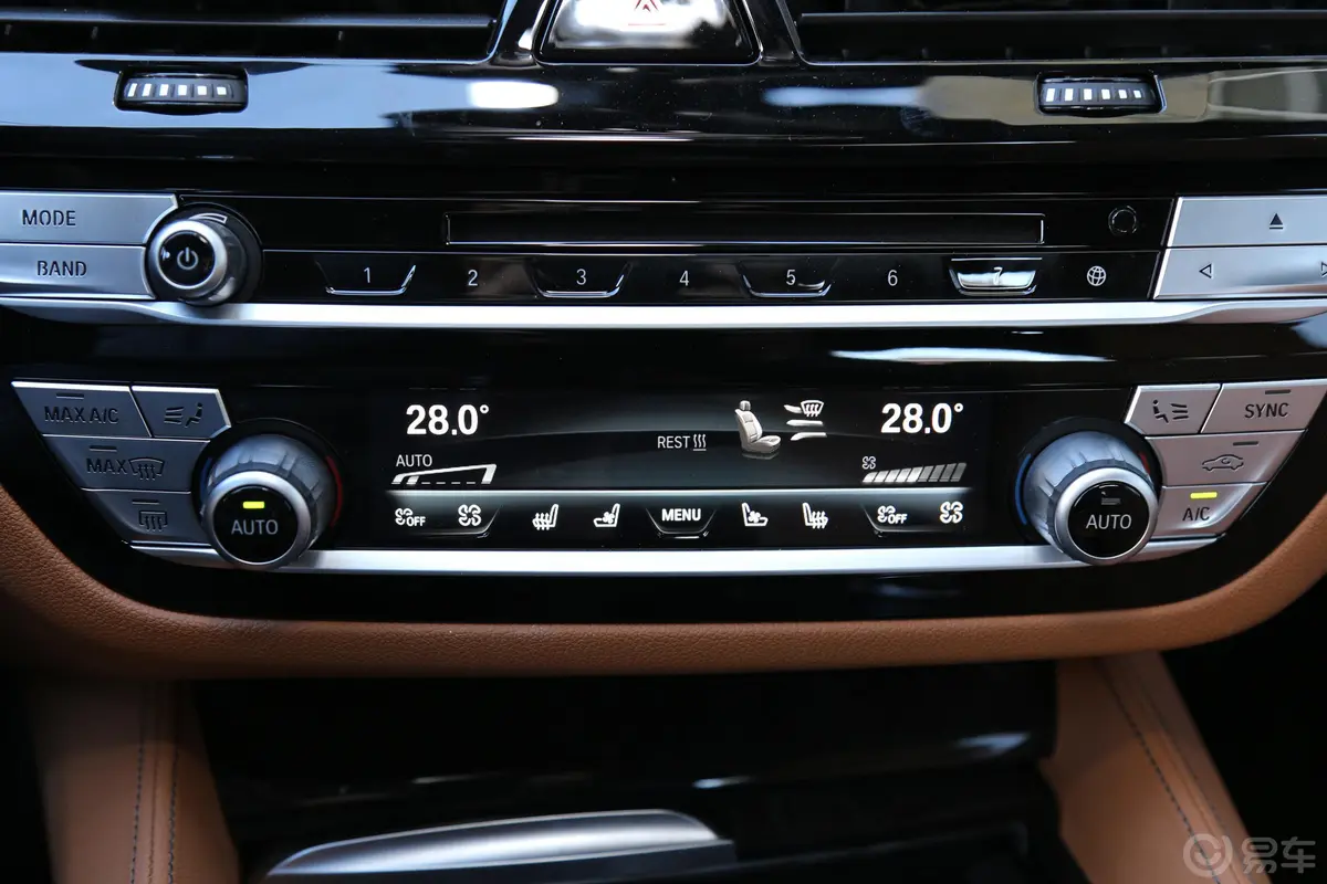 宝马5系530Li 尊享版 M运动套装空调