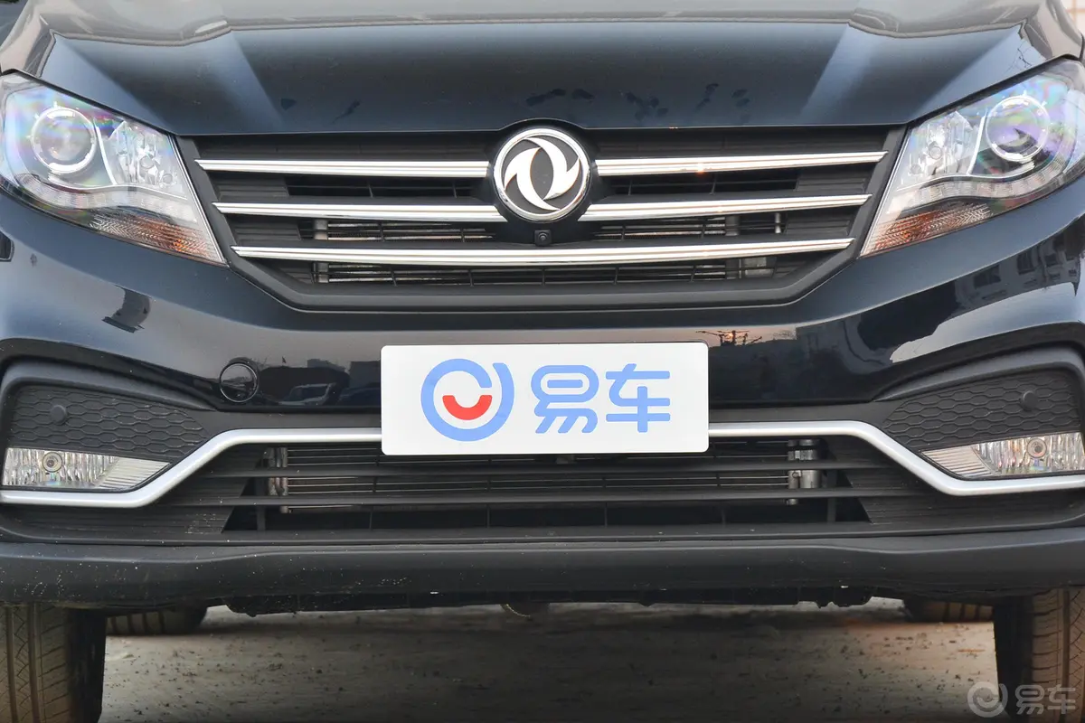 风光5801.5T CVT 豪华型外观