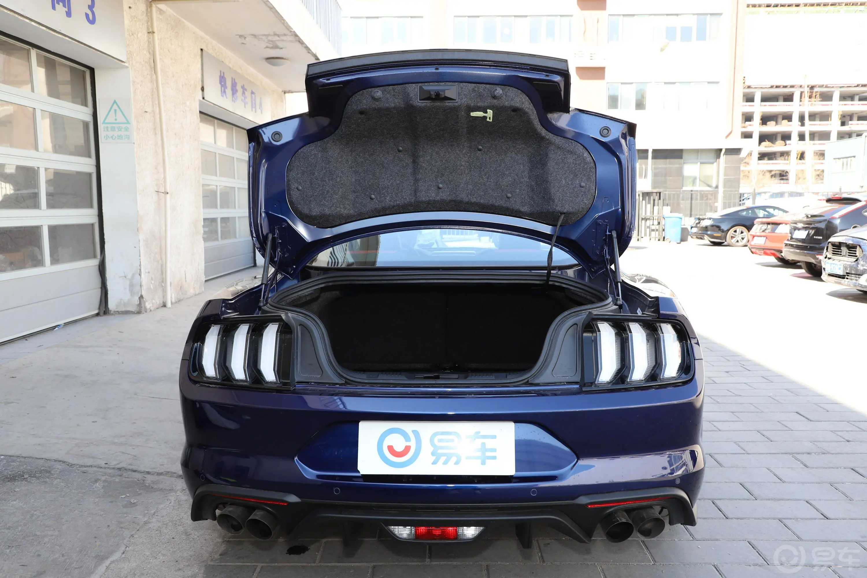 Mustang5.0L V8 GT空间