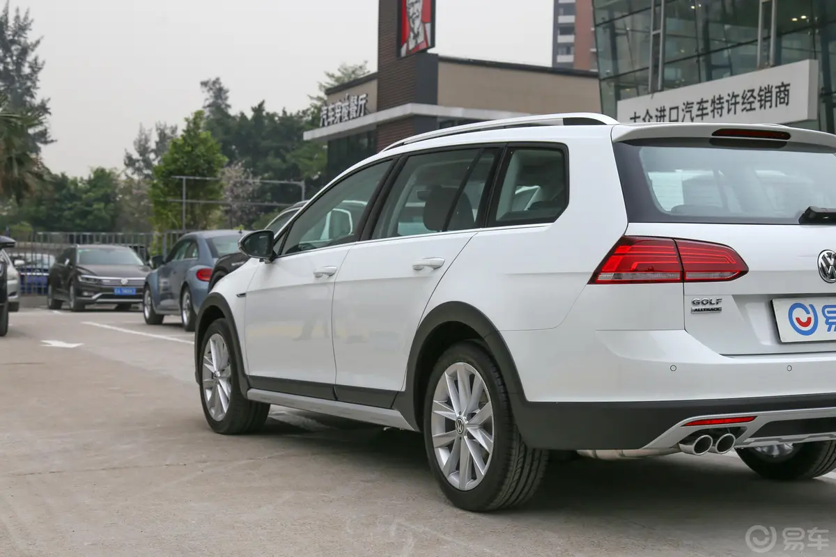 高尔夫(进口)旅行轿车 1.8TSI 双离合外观