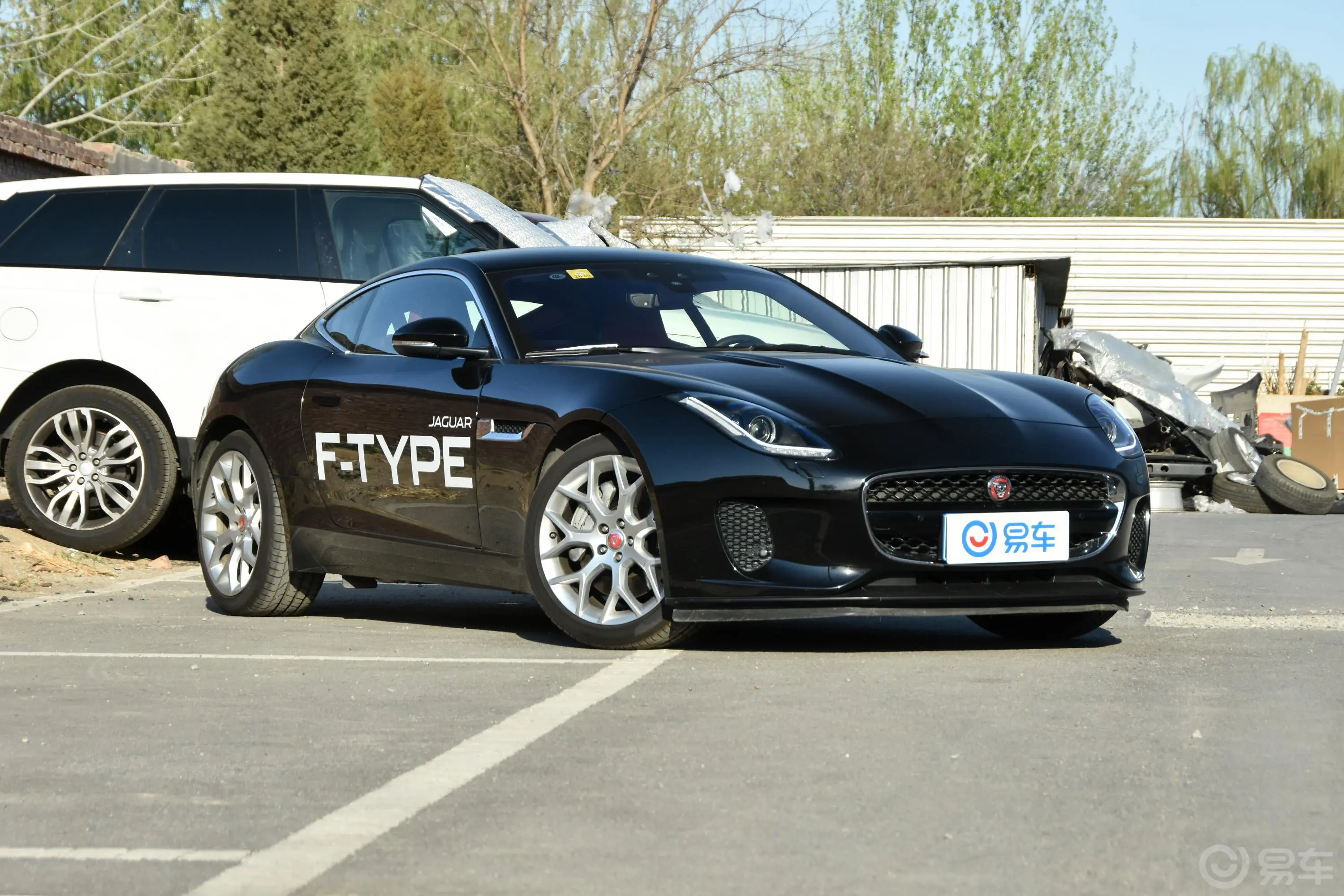 捷豹F-TYPE2.0T 后驱 硬顶版外观