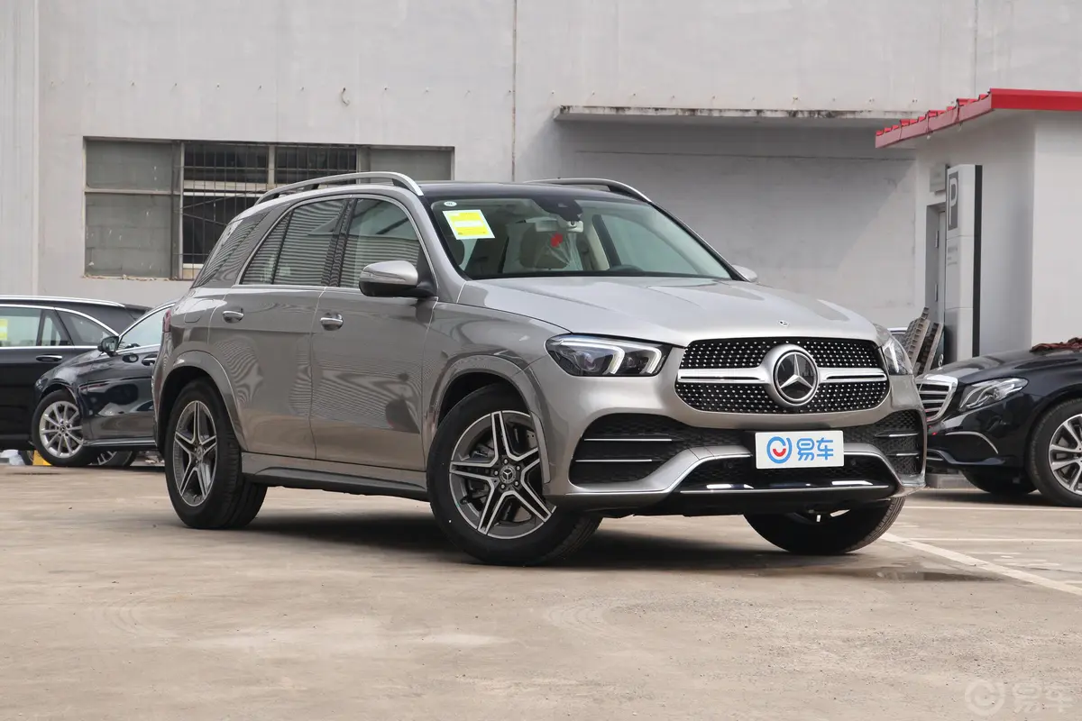 奔驰GLEGLE 450 4MATIC 时尚版车辆信息铭牌