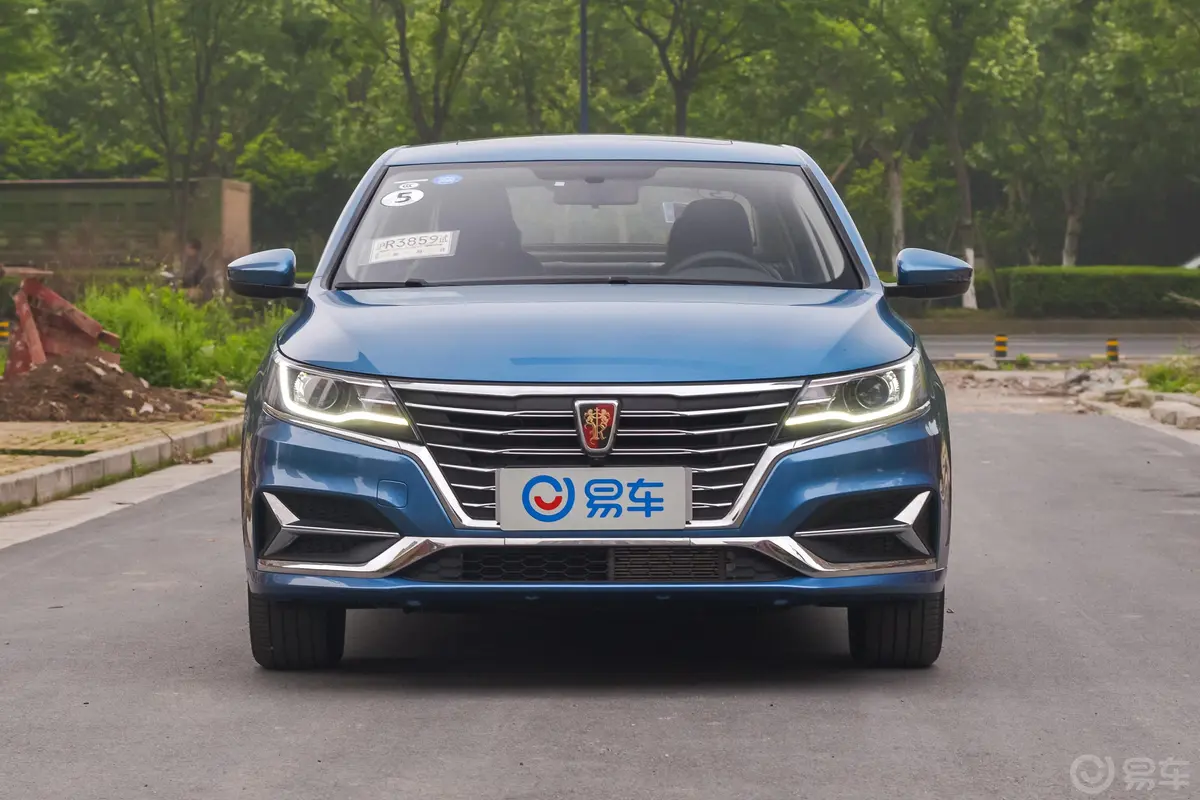 荣威i6PLUS 1.6L CVT 4G互联旗舰大赞版 国V正前水平