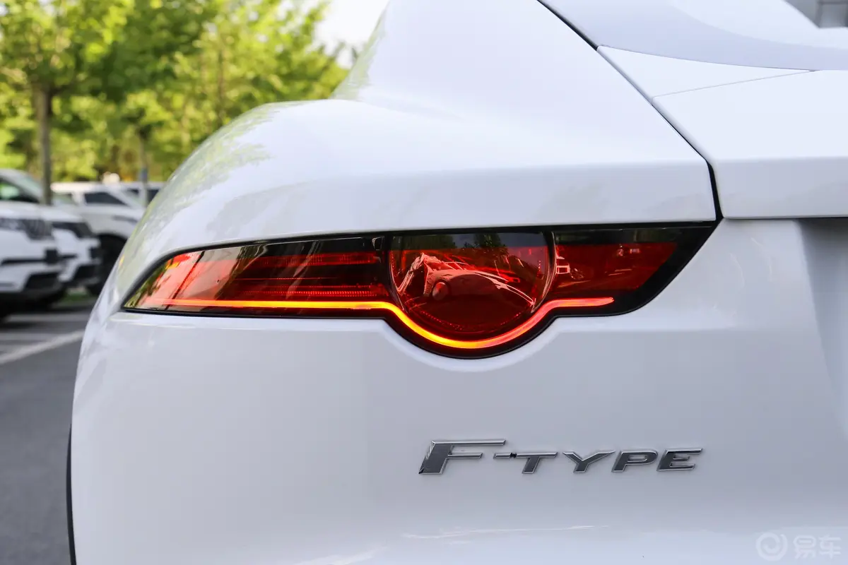 捷豹F-TYPE3.0T 后驱 硬顶版外观