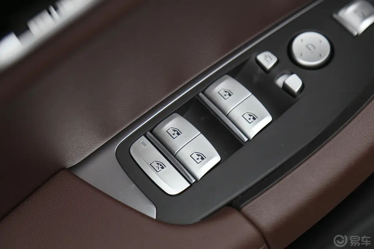 宝马X3xDrive 25i M钛金特别版车窗调节整体