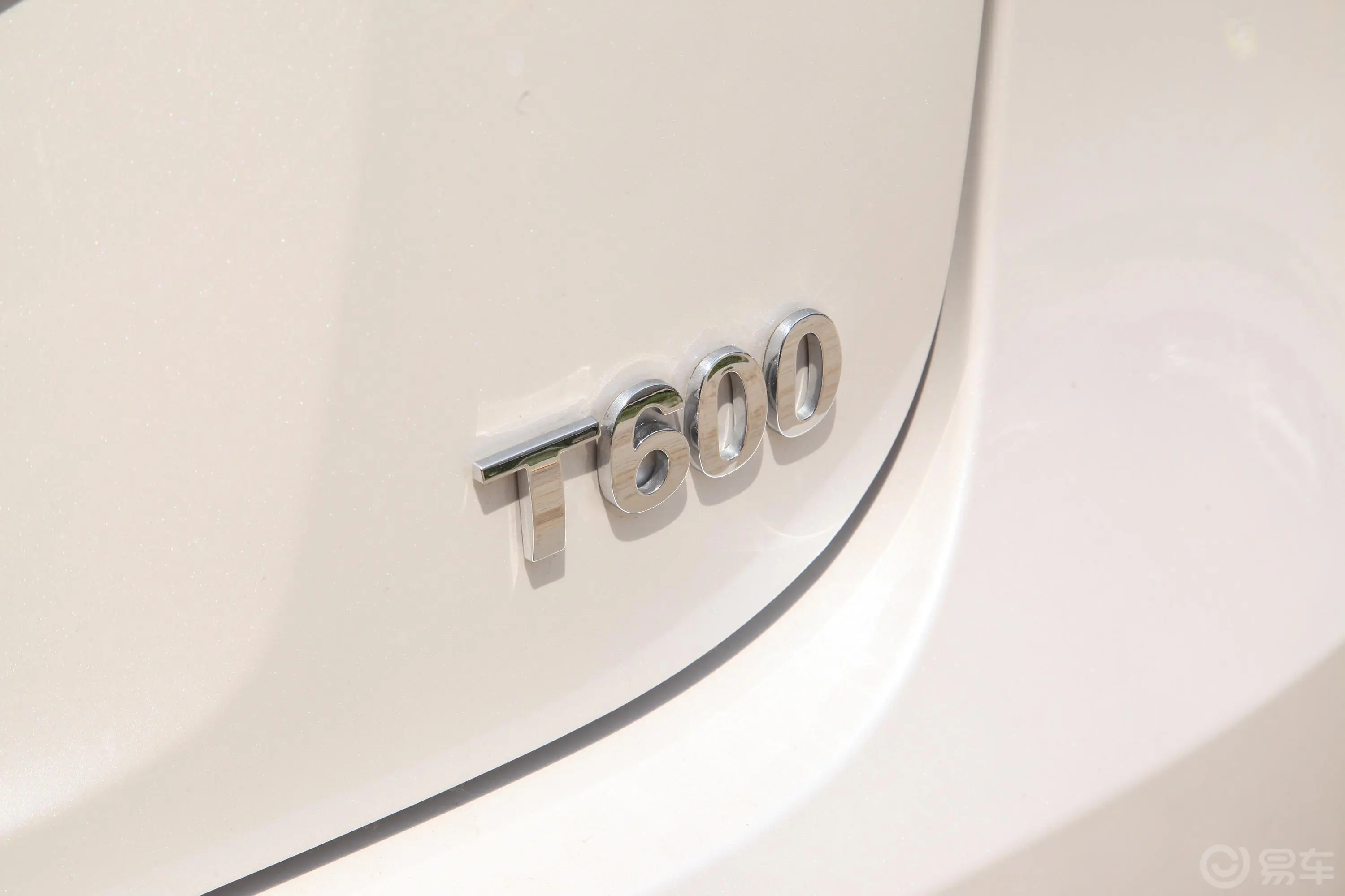 众泰T6001.5T 手动 精英版外观