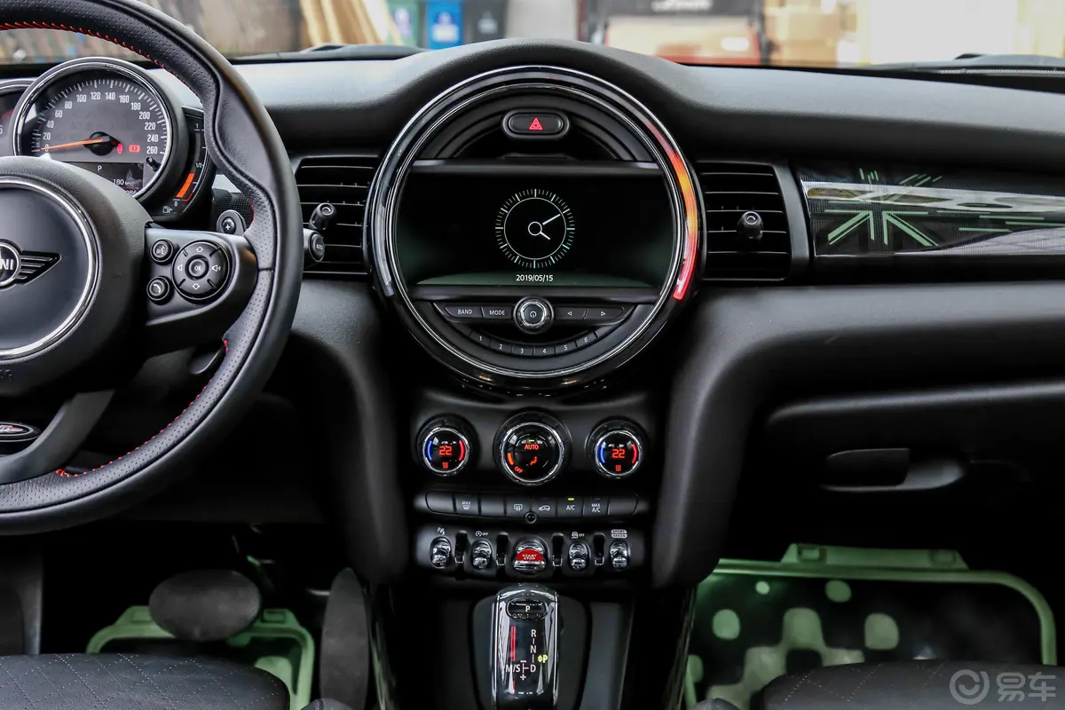 MINI2.0T COOPER S  双离合 经典派 三门版中控台整体