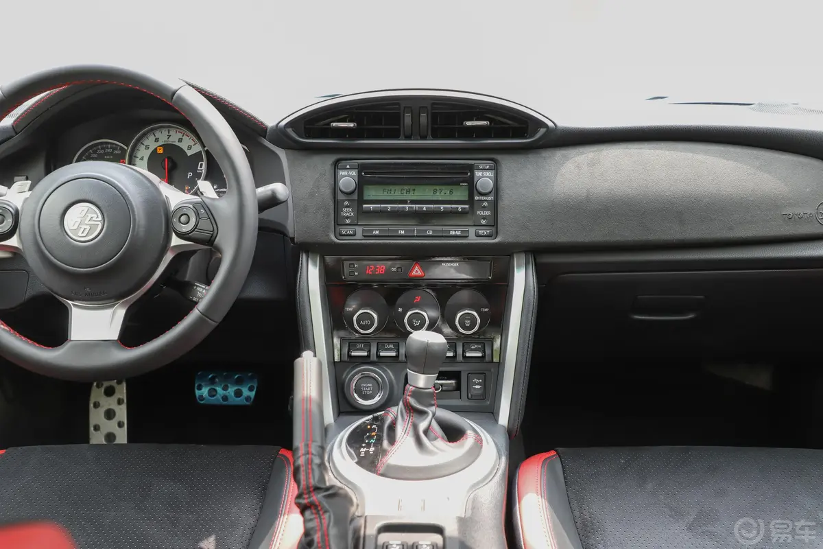丰田862.0L 手自一体 豪华版中控台整体