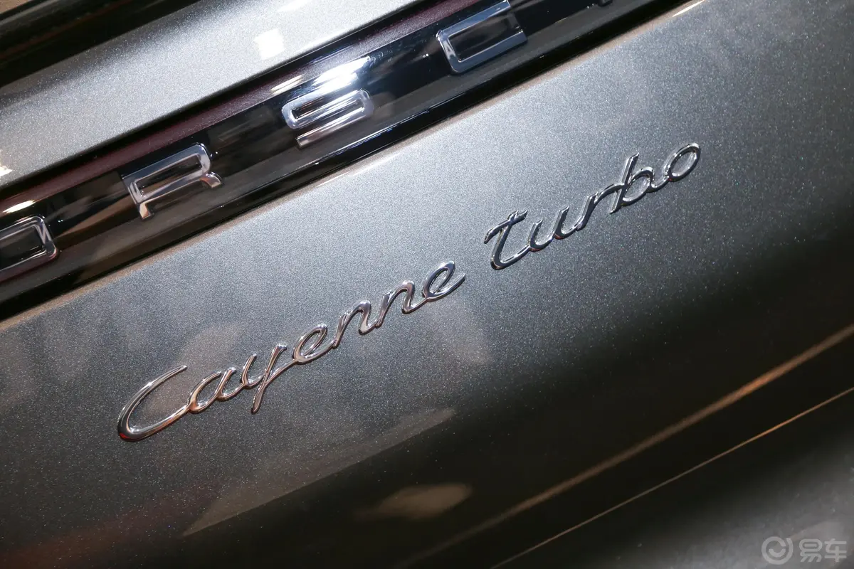 CayenneCayenne Turbo Coupé 4.0T外观