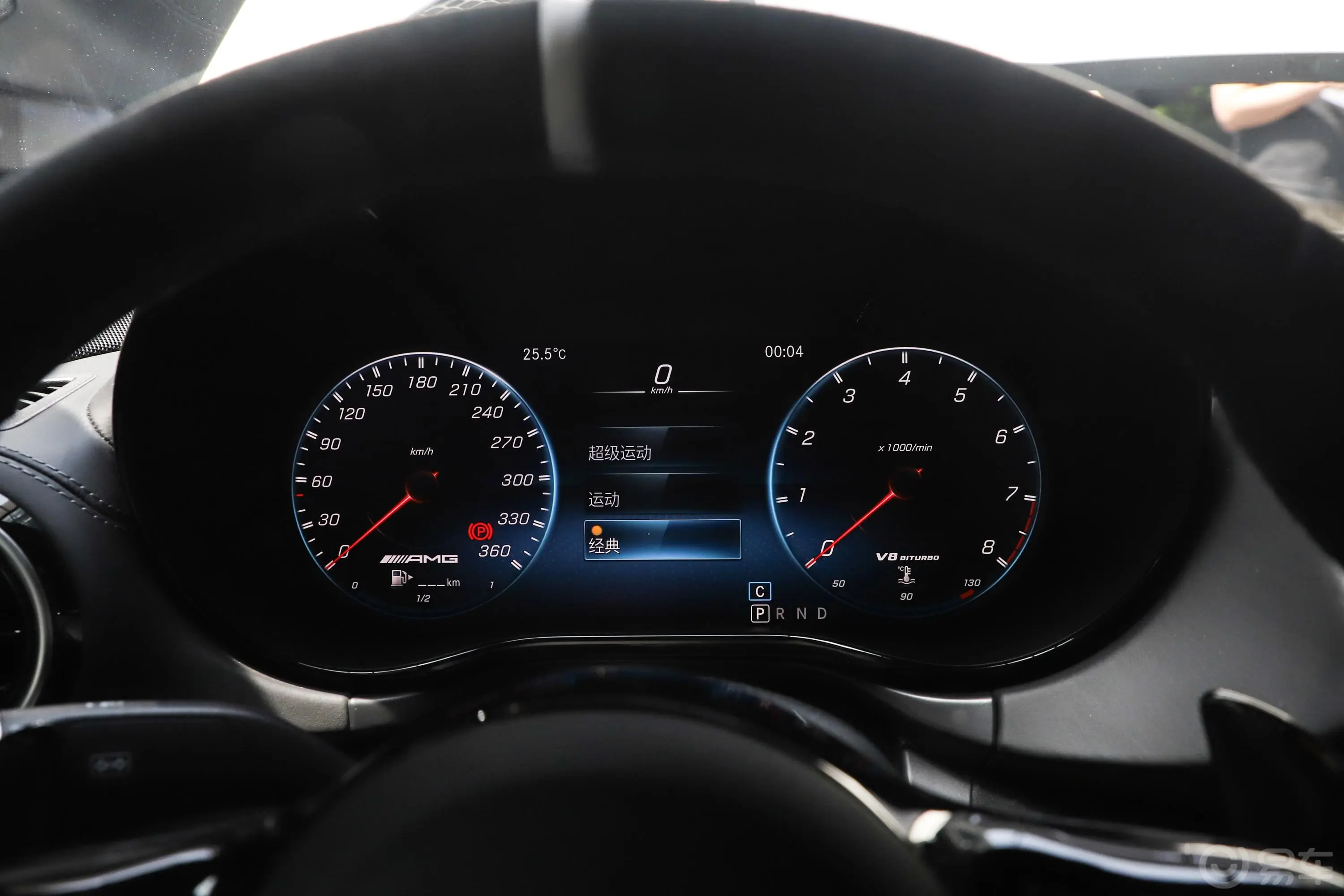 奔驰GT AMGAMG GT R PRO仪表盘