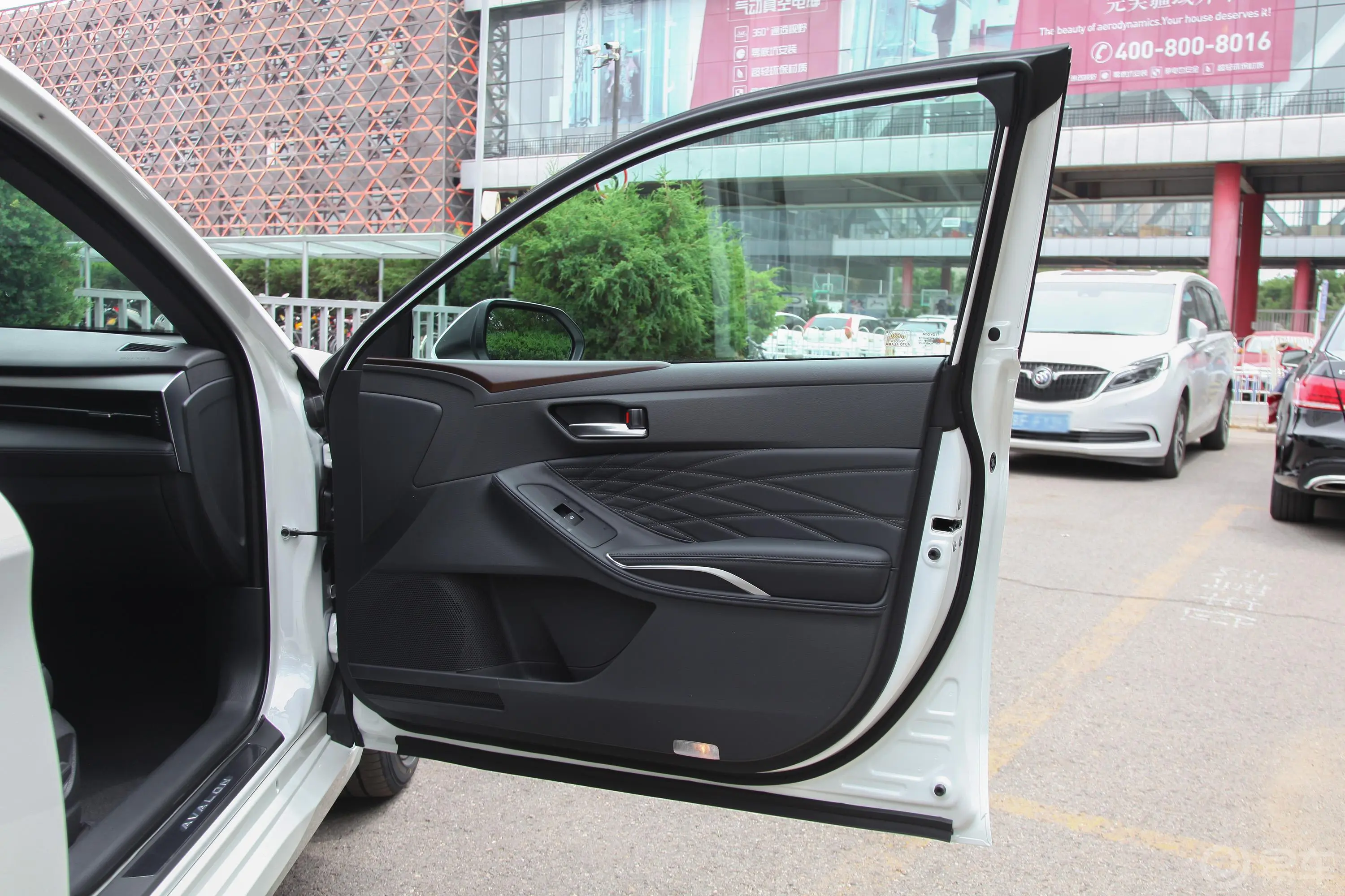 亚洲龙2.5L 手自一体 Touring尊贵版 国VI副驾驶员车门