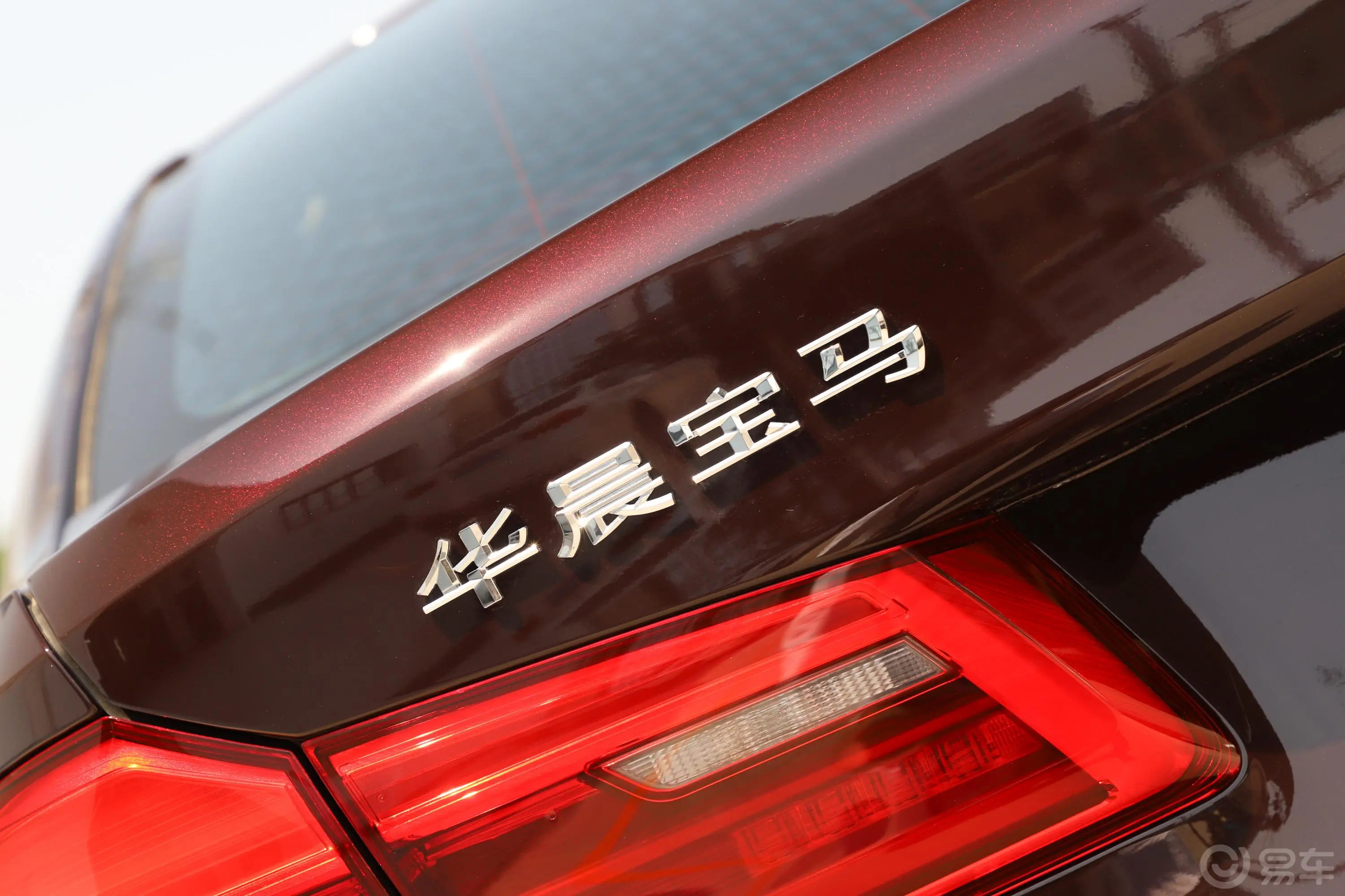 宝马5系改款 530Li xDrive M运动套装外观