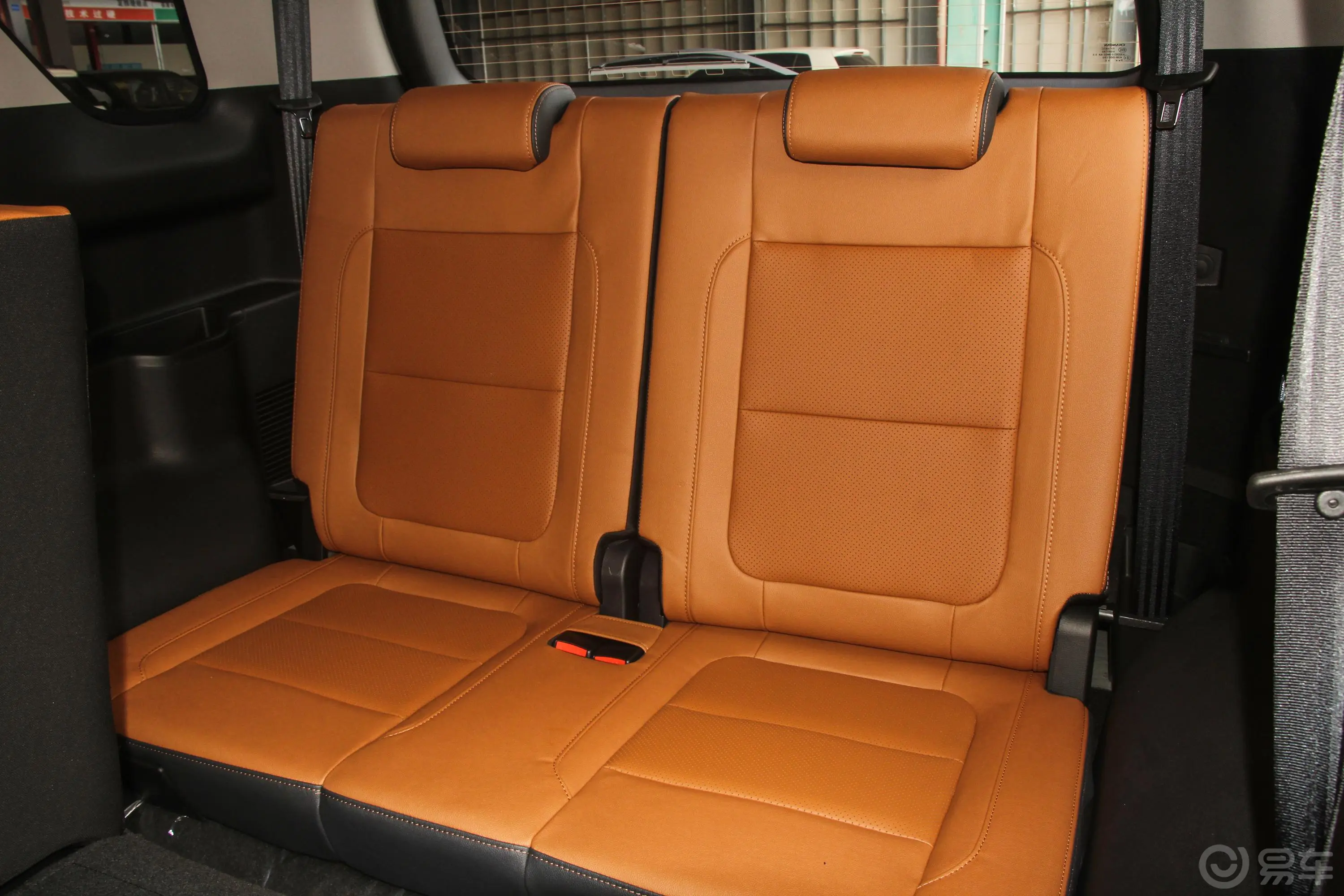 长安欧尚CX701.6L 手动 旗舰版第三排座椅