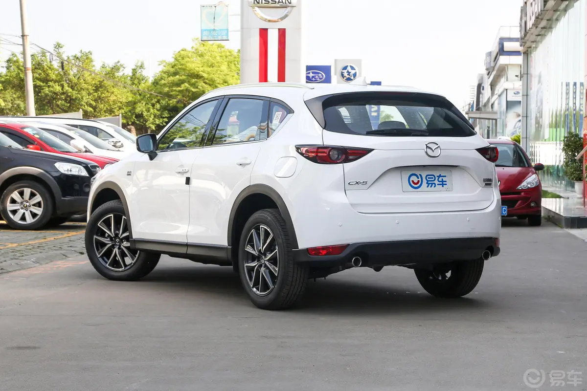 马自达CX-5云控版 2.5L 手自一体 四驱 旗舰版 国V侧后45度车头向左水平