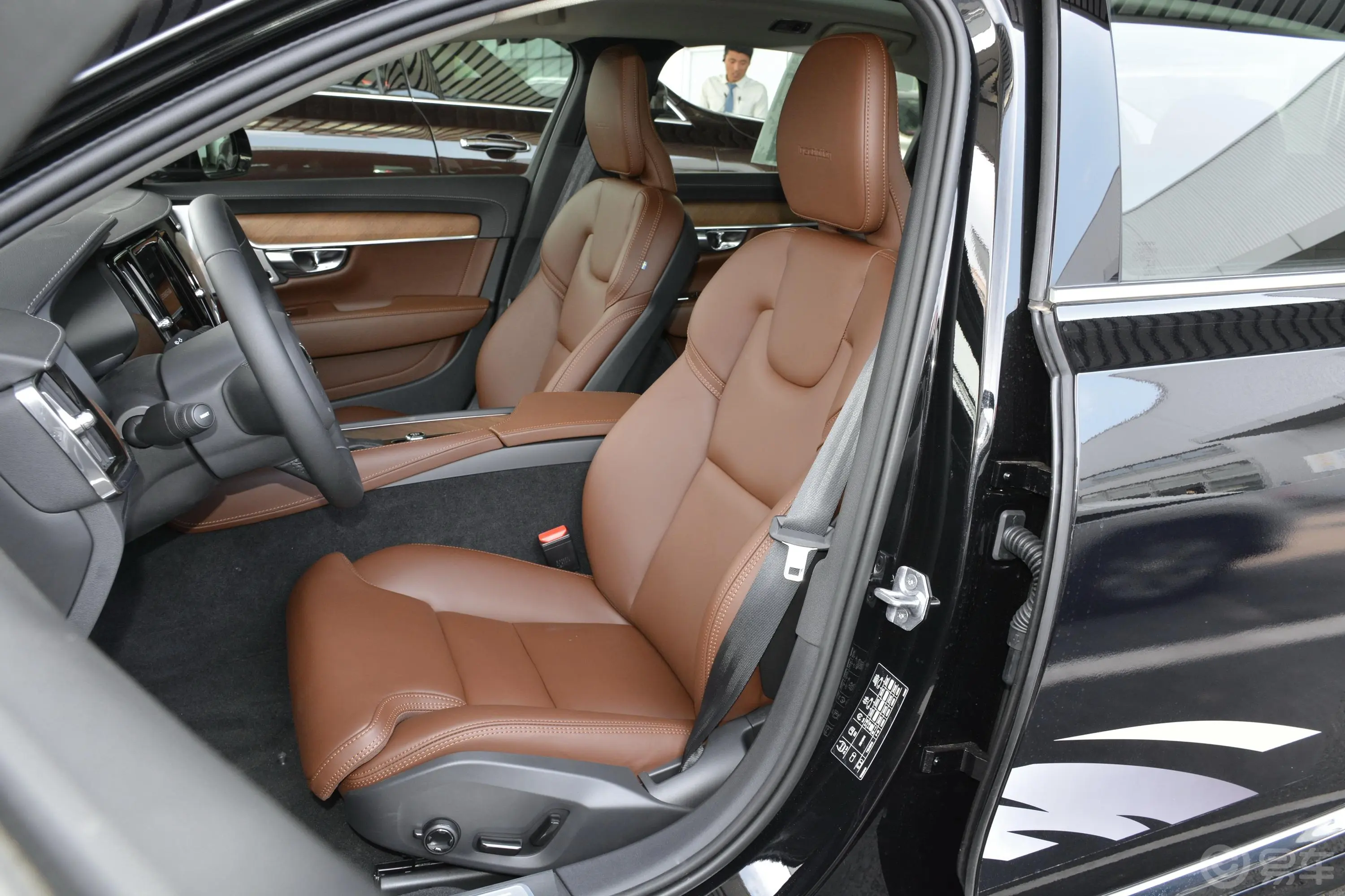 沃尔沃S90T5 智雅豪华版驾驶员座椅