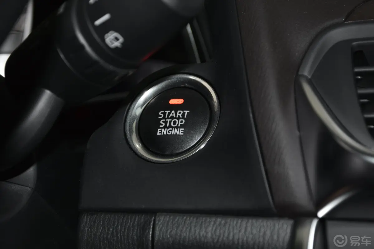 马自达CX-42.0L 手自一体 两驱 蓝天品位科技限量版 国VI钥匙孔或一键启动按键