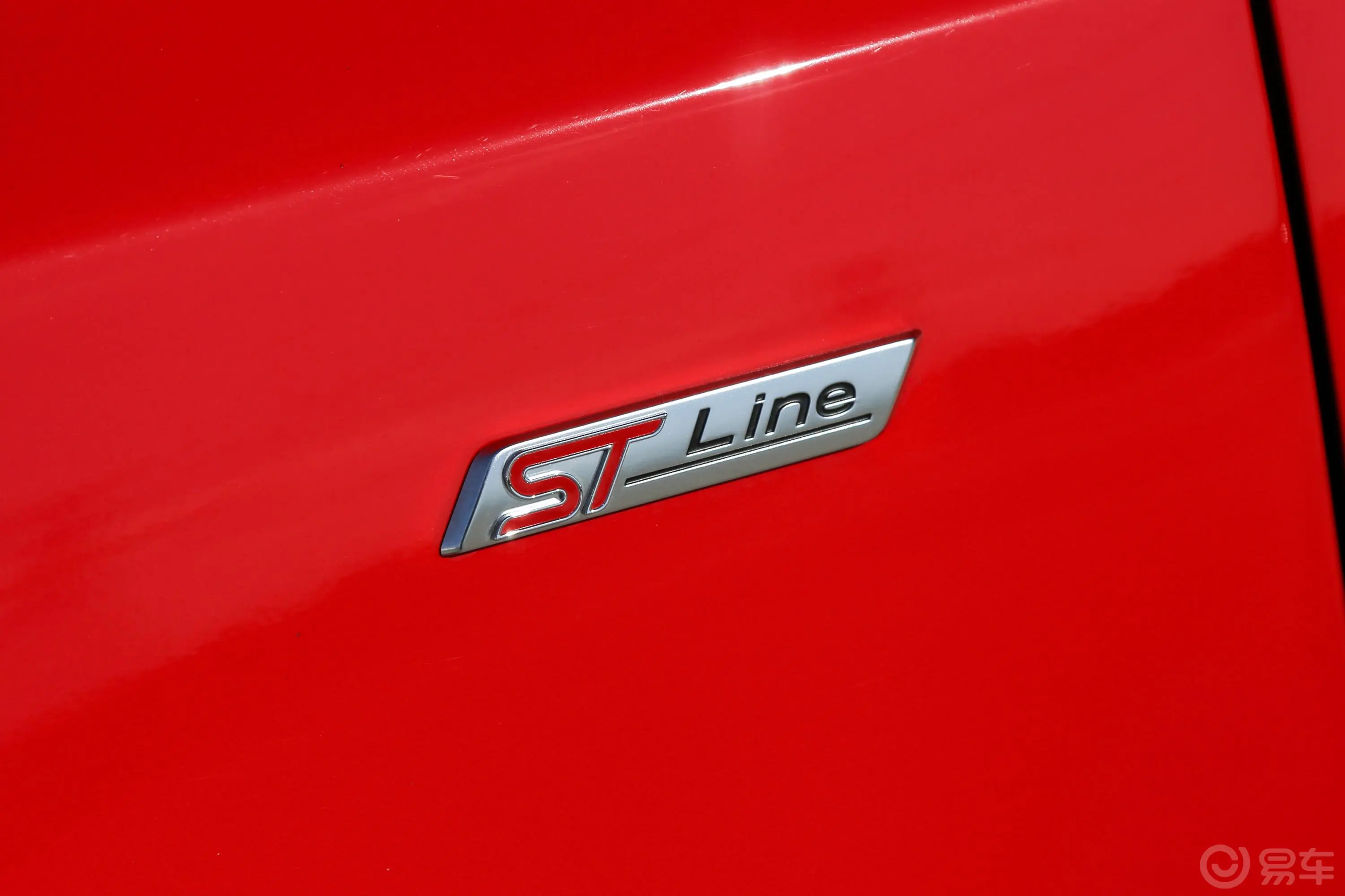 福克斯两厢 EcoBoost180 手自一体 ST Line 国VI外观